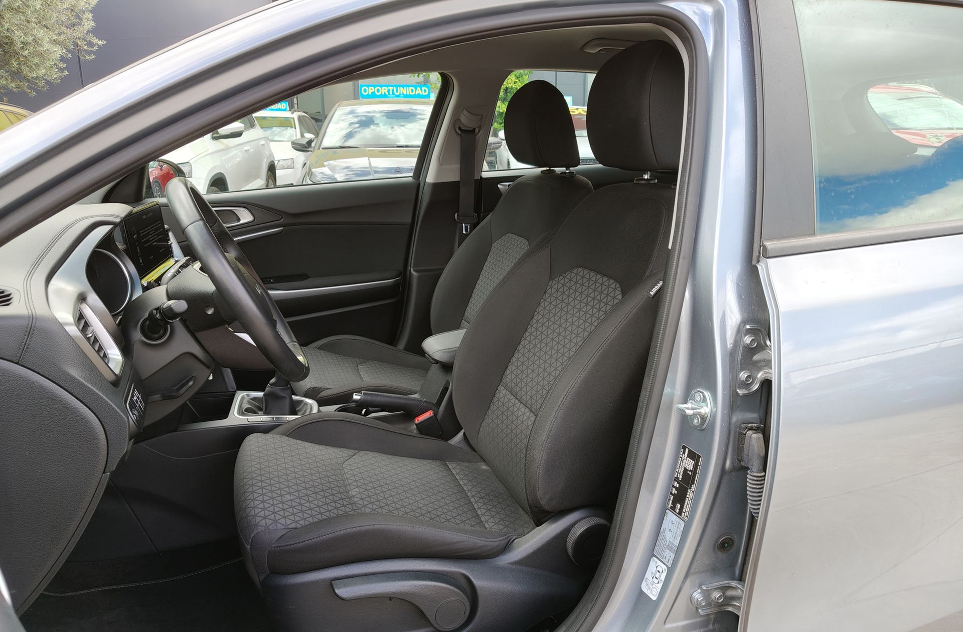 Kia Ceed 1.0 T-GDi Concept - foto 11