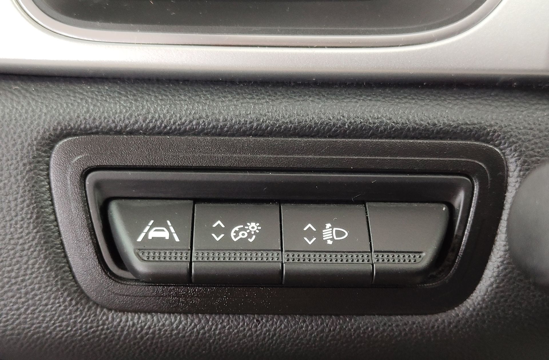 Renault Captur Zen TCe Micro Híbrido GPF - foto 9