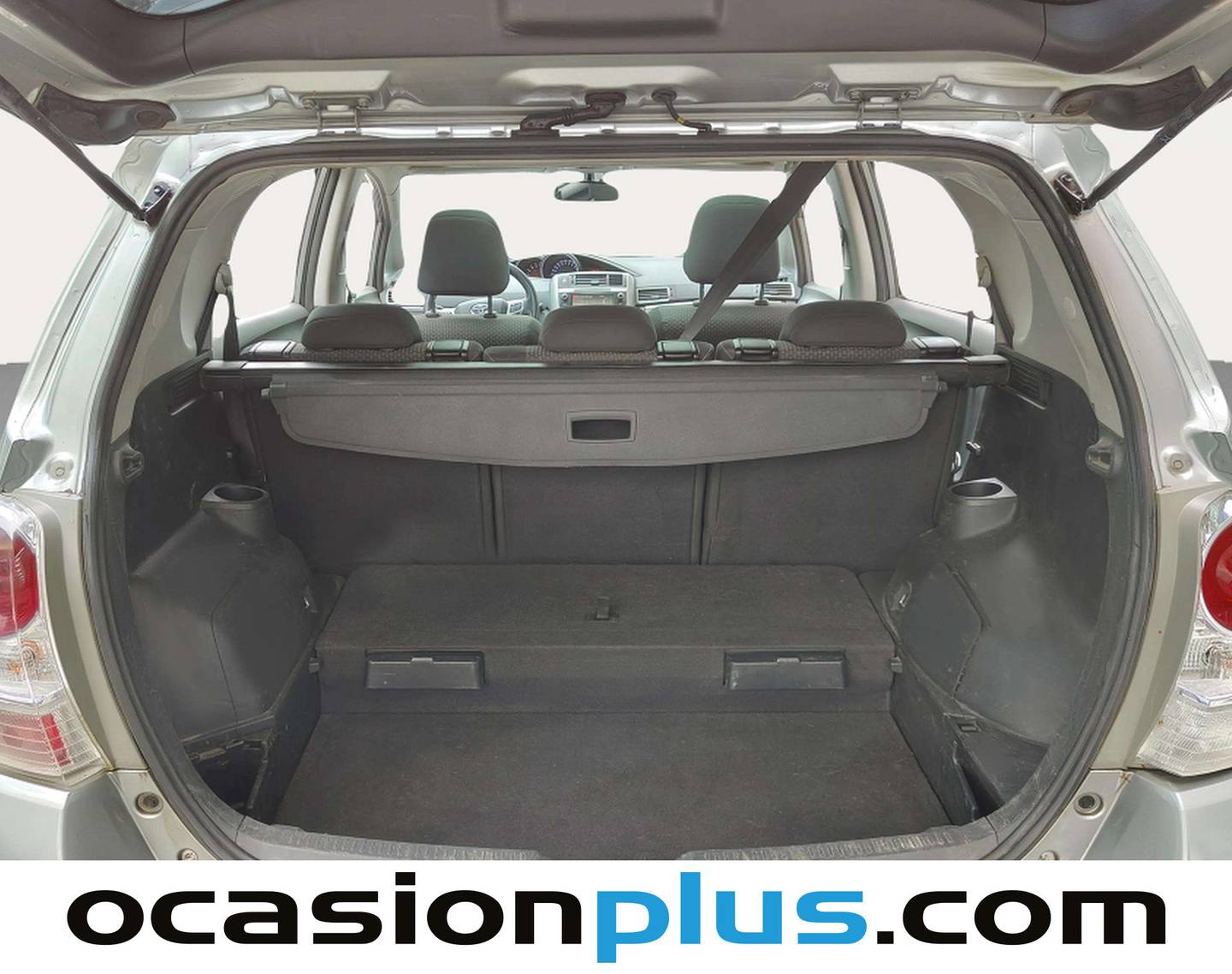 Fotos maletero Toyota Verso Toyota Verso 120D Advance (124 CV)