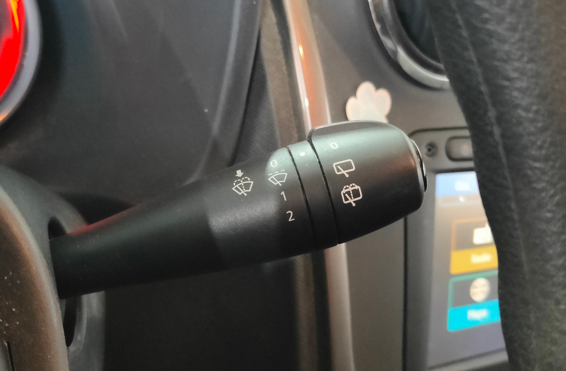 Dacia Logan MCV Laureate TCe - foto 23