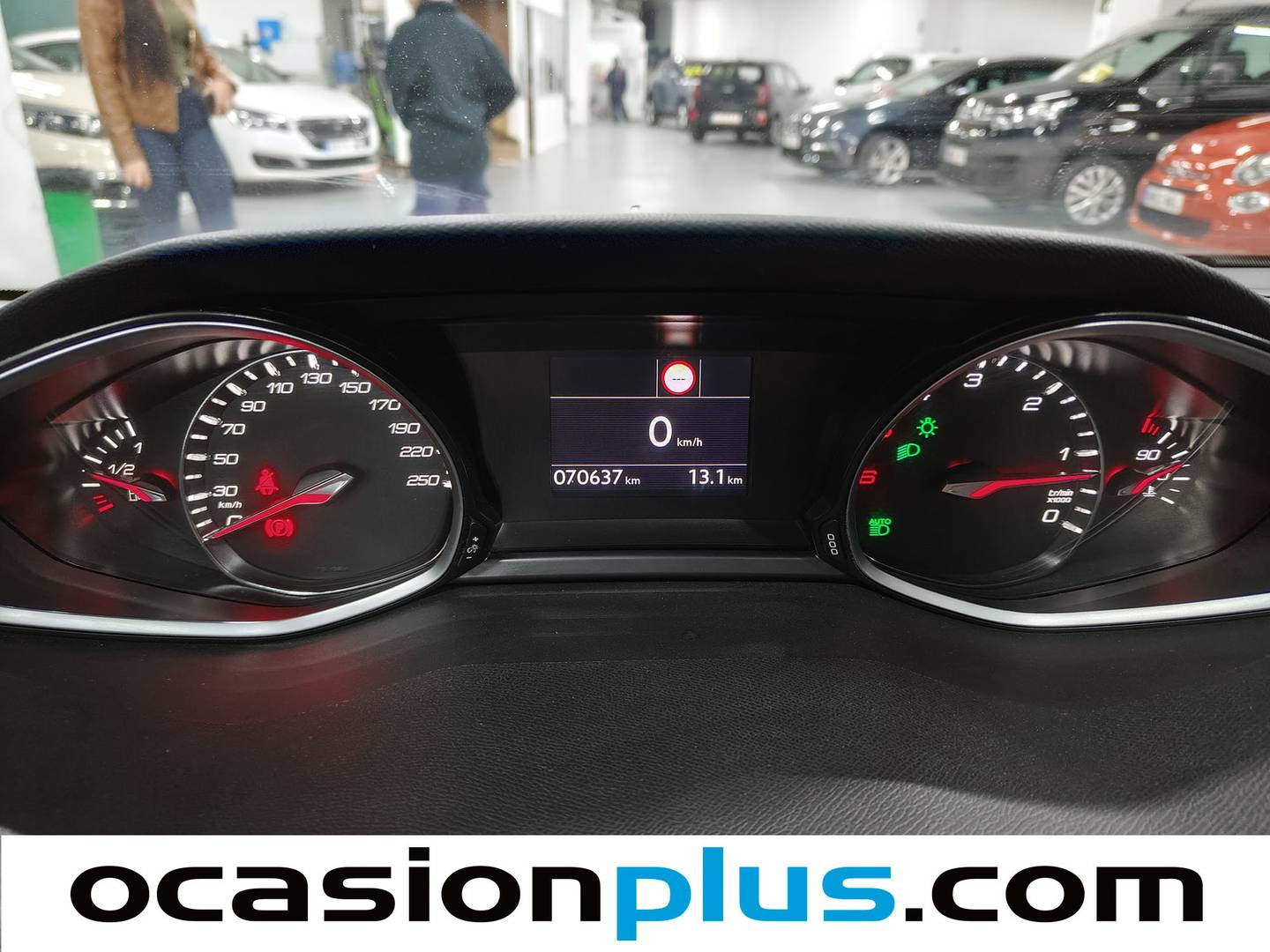 Foto Peugeot 308 Peugeot 308 BlueHDi 100 S&S Style (100 CV)