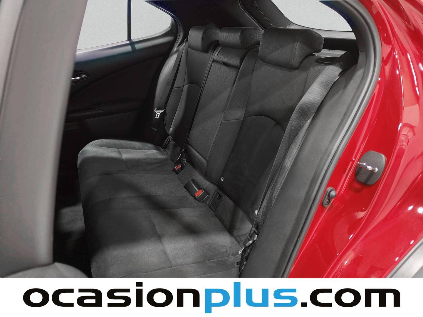 Foto asientos traseros Lexus UX Lexus UX 250h Business 2WD (184 CV)