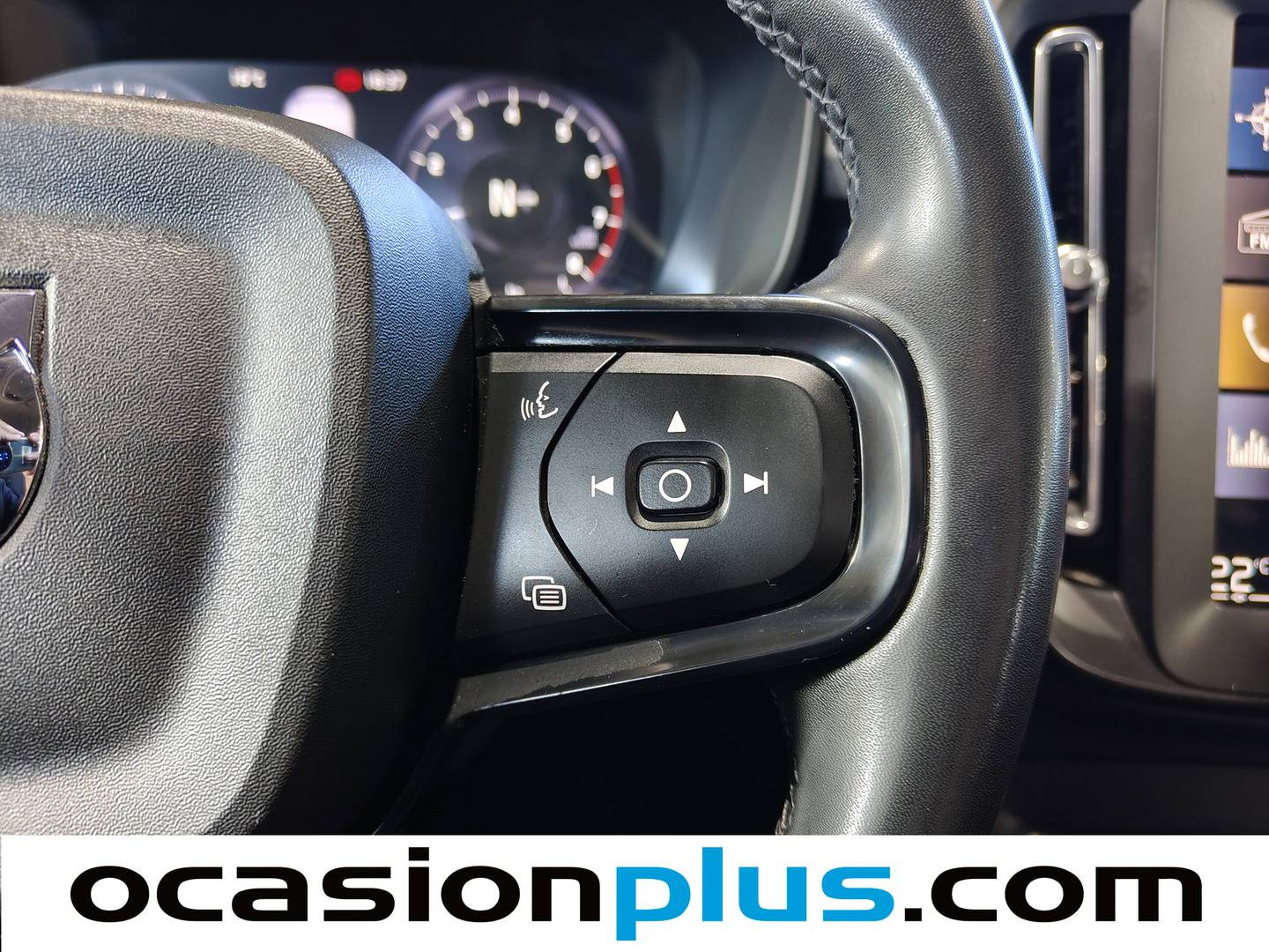 Volvo XC40 Volvo XC40 T2 Momentum Core (129 CV) seminuevo