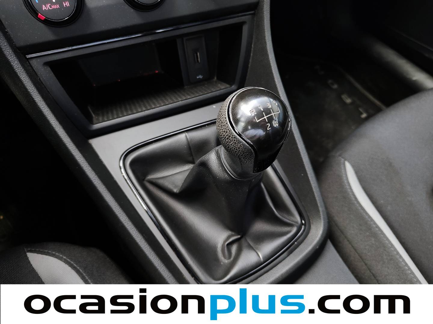 Seat León Seat León 1.6 TDI S&S Reference (110 CV) de segunda mano