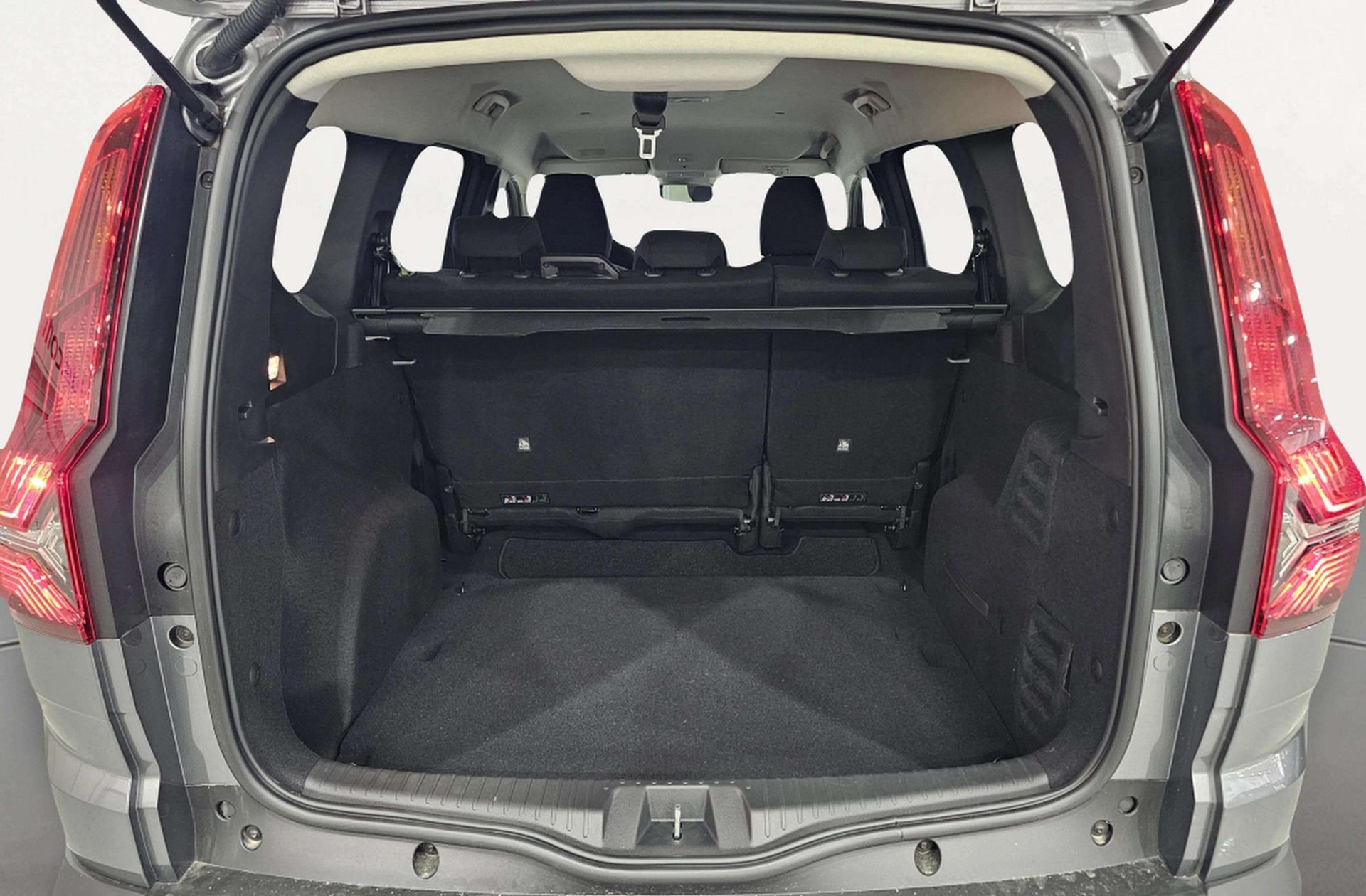 Dacia Jogger Extreme Go Hybrid - foto 17