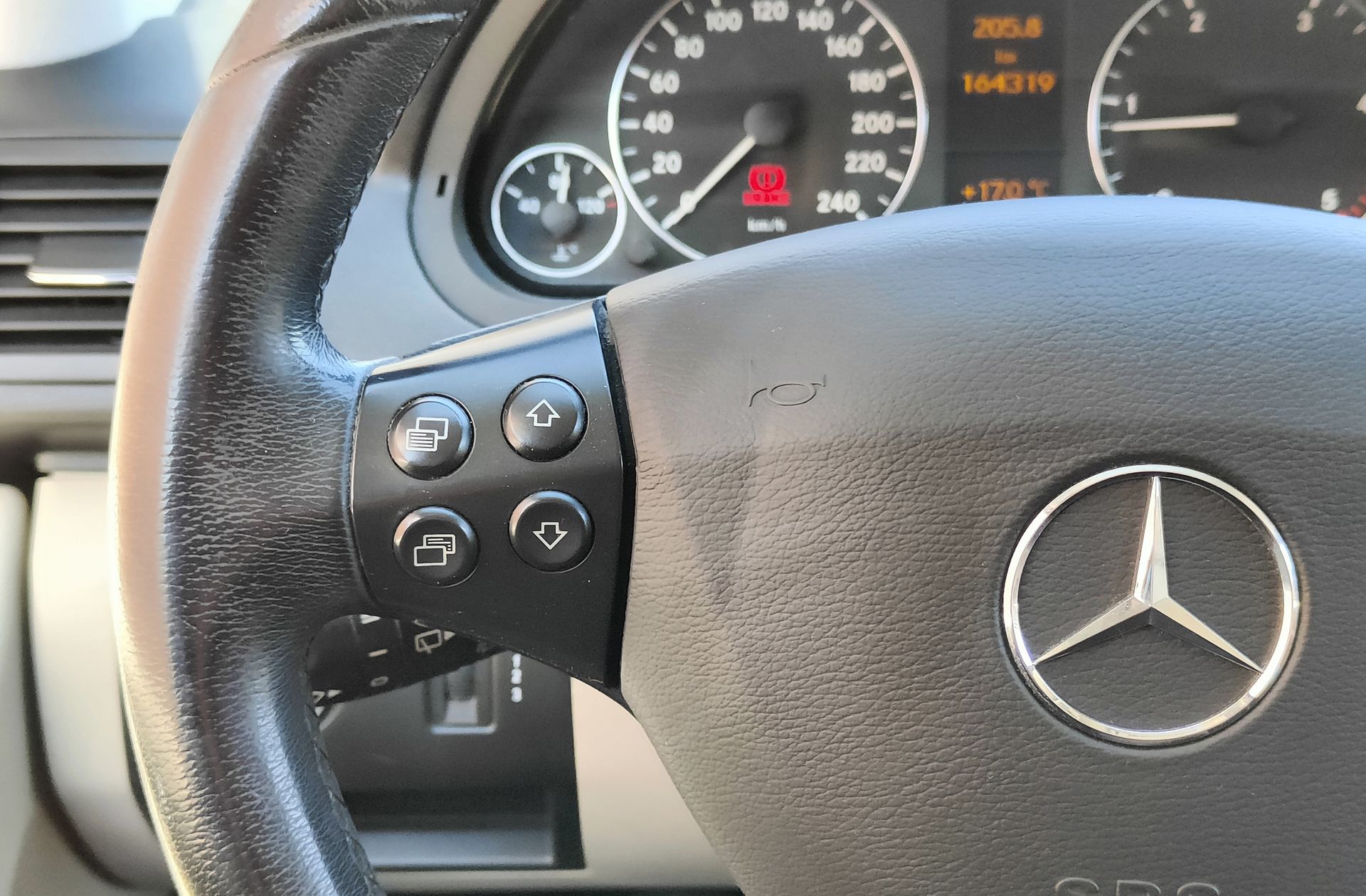 Mercedes-Benz Clase A 160 CDI Blue Efficiency Exclusive Edition - foto 24