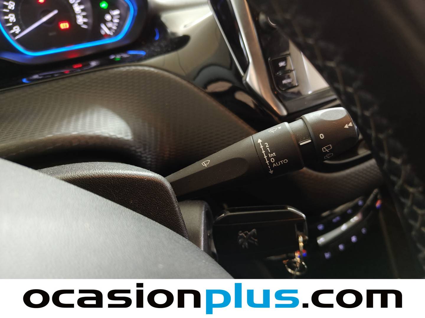 Foto Peugeot 2008 Peugeot 2008 BlueHDi 100 Allure (100 CV)