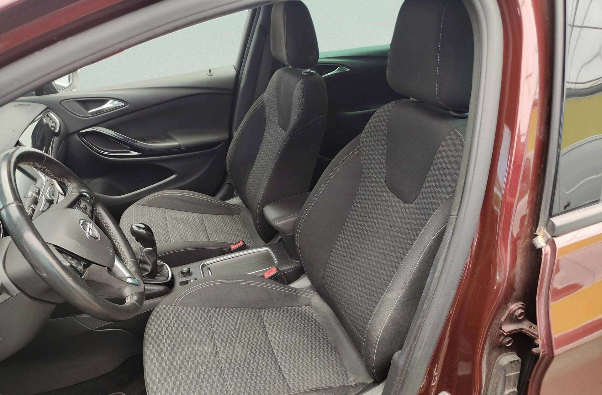 Opel Astra 1.4 Turbo Dynamic - foto 10