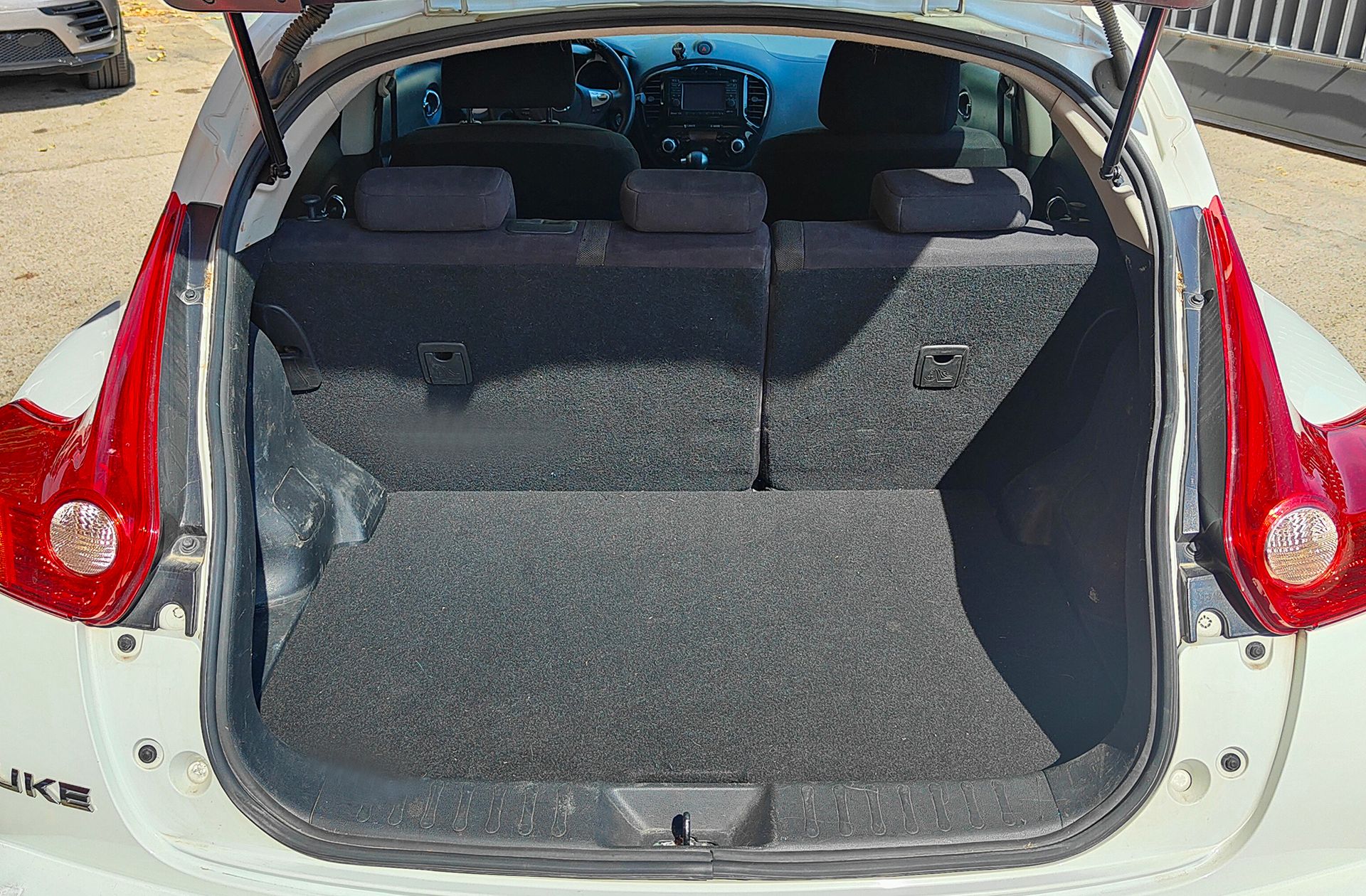 Nissan Juke 1.6 Acenta Connect 4x2 CVT - foto 14