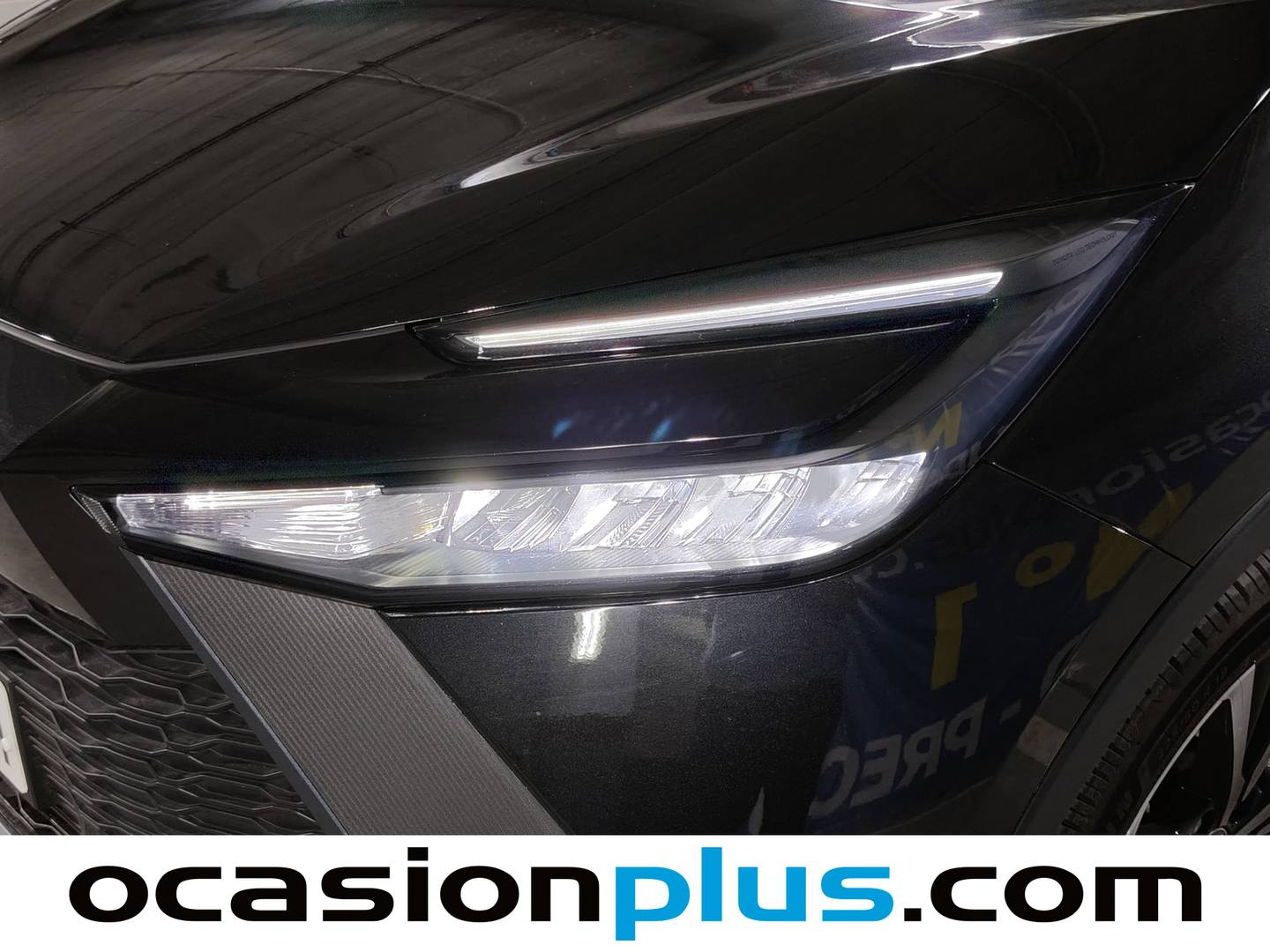 Extras del Toyota C-HR Toyota C-HR 140H Advance (140 CV)