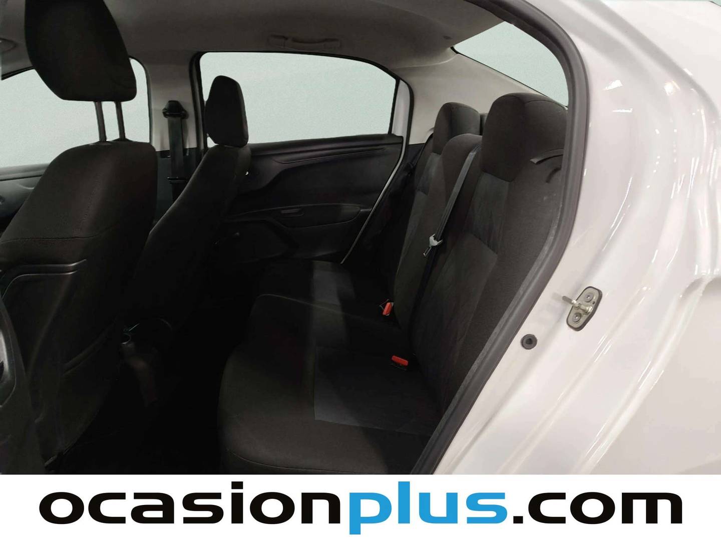 Foto asientos traseros Citroën C-Elysée Citroen C-Elysee 1.6 VTi Seduction (115 CV)