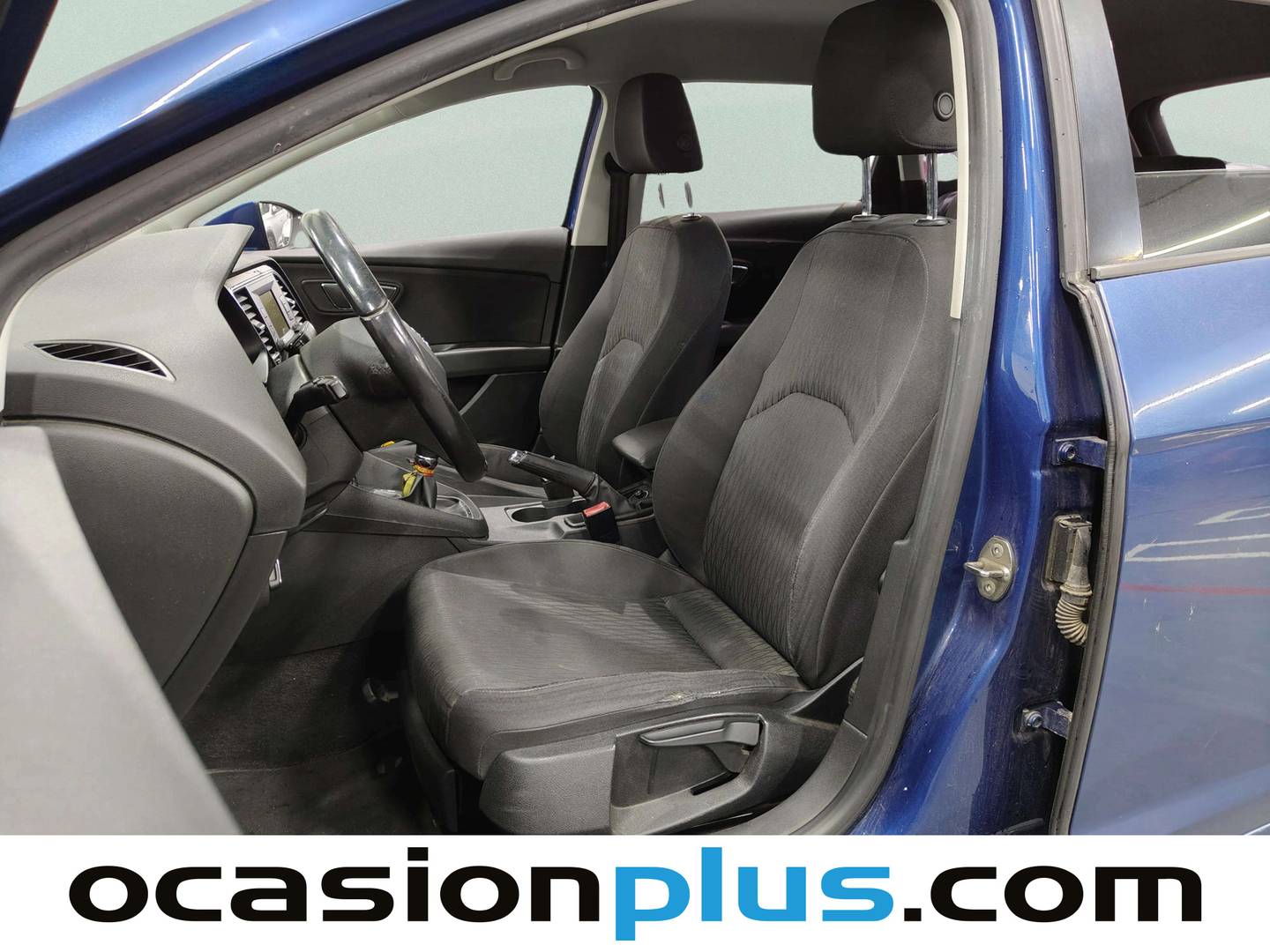 Foto asientos delanteros Seat León SEAT León ST ST 1.6 TDI S&S Reference (110 CV)