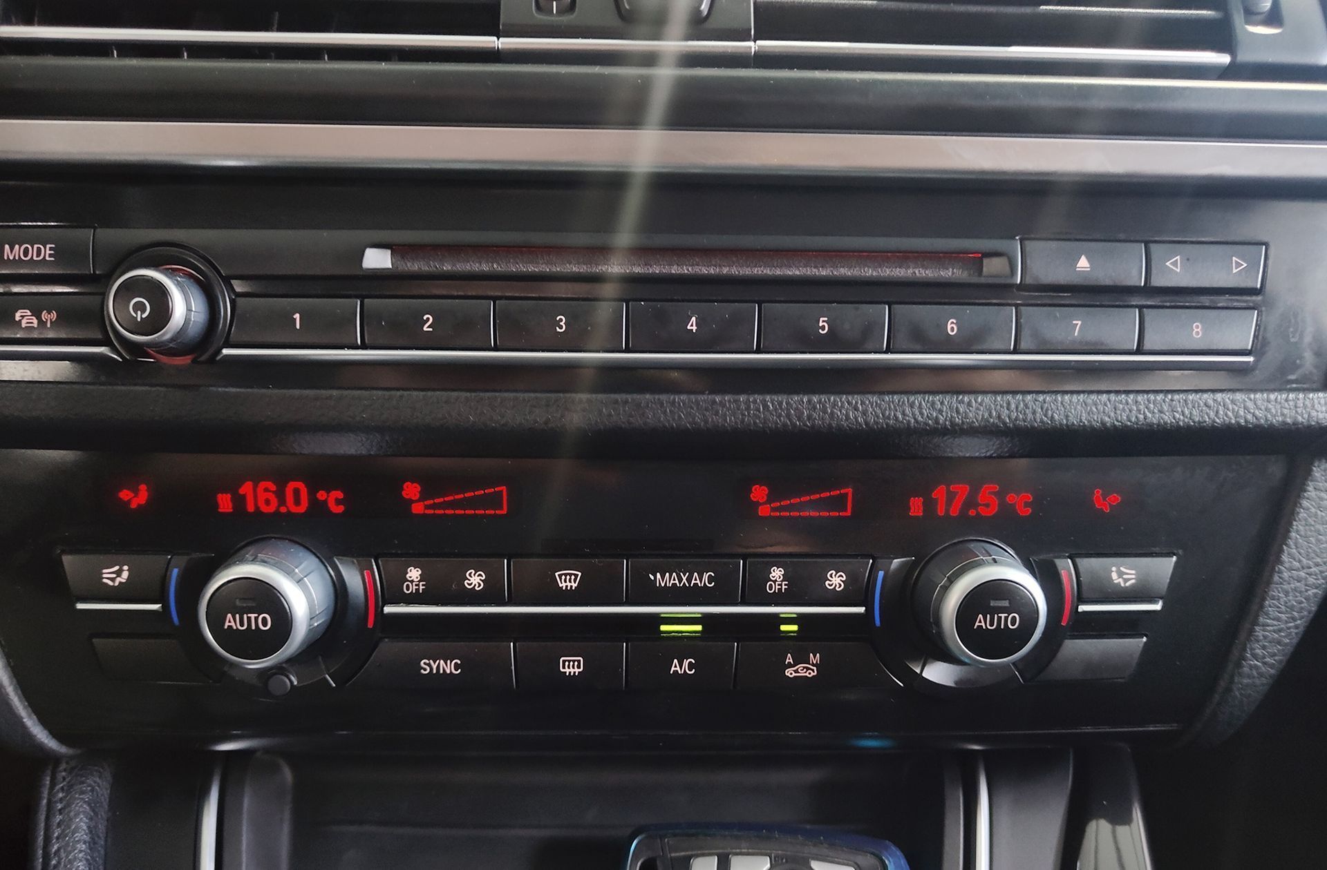 BMW Serie 5 520d Touring - foto 31