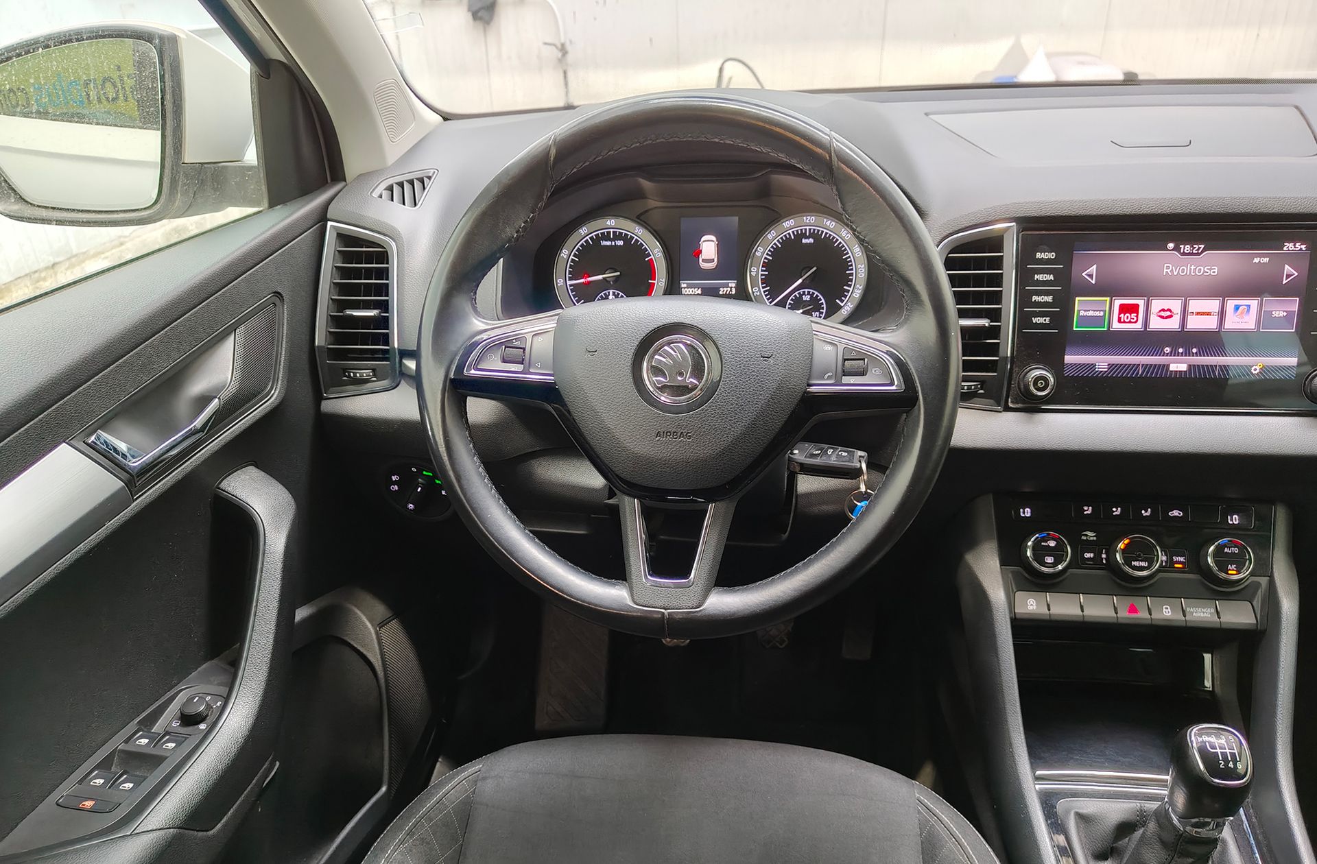 Škoda Karoq 1.0 TSI Ambition - foto 22