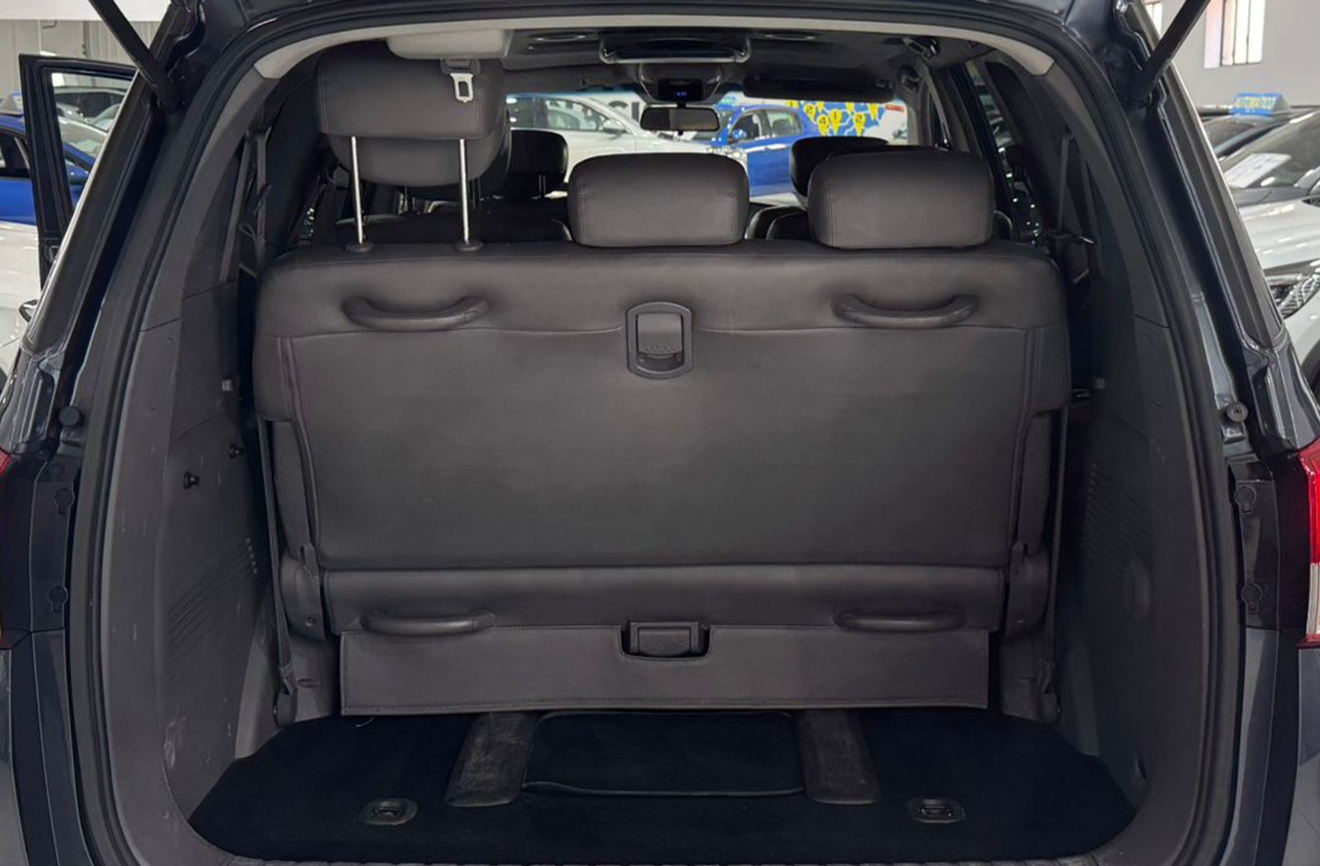 SsangYong Rodius 2.0 e-Xdi Premium 7 plazas - foto 14