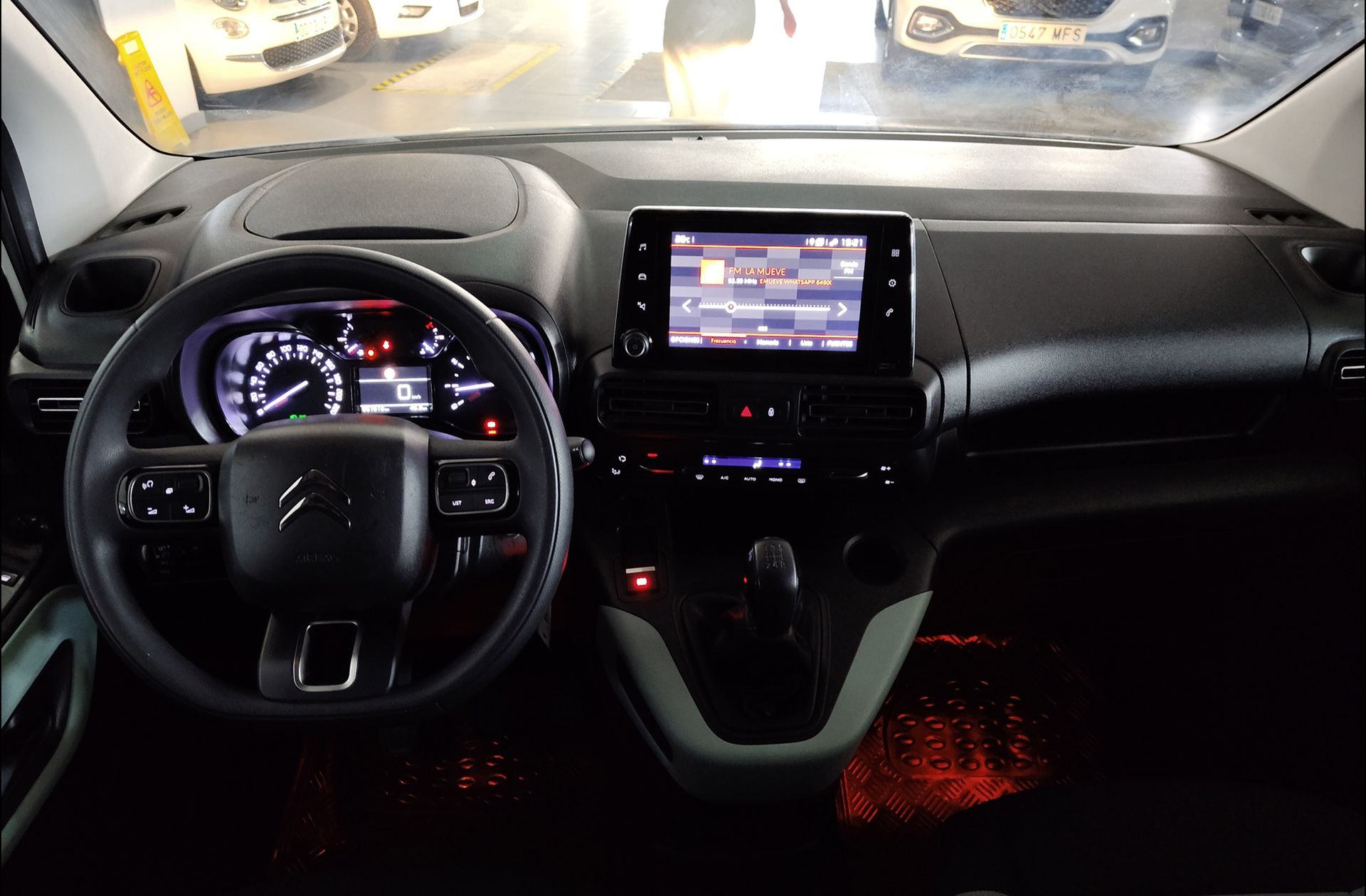 Citroën Berlingo Combi BlueHDi 100 Talla M 100 Años - foto 6