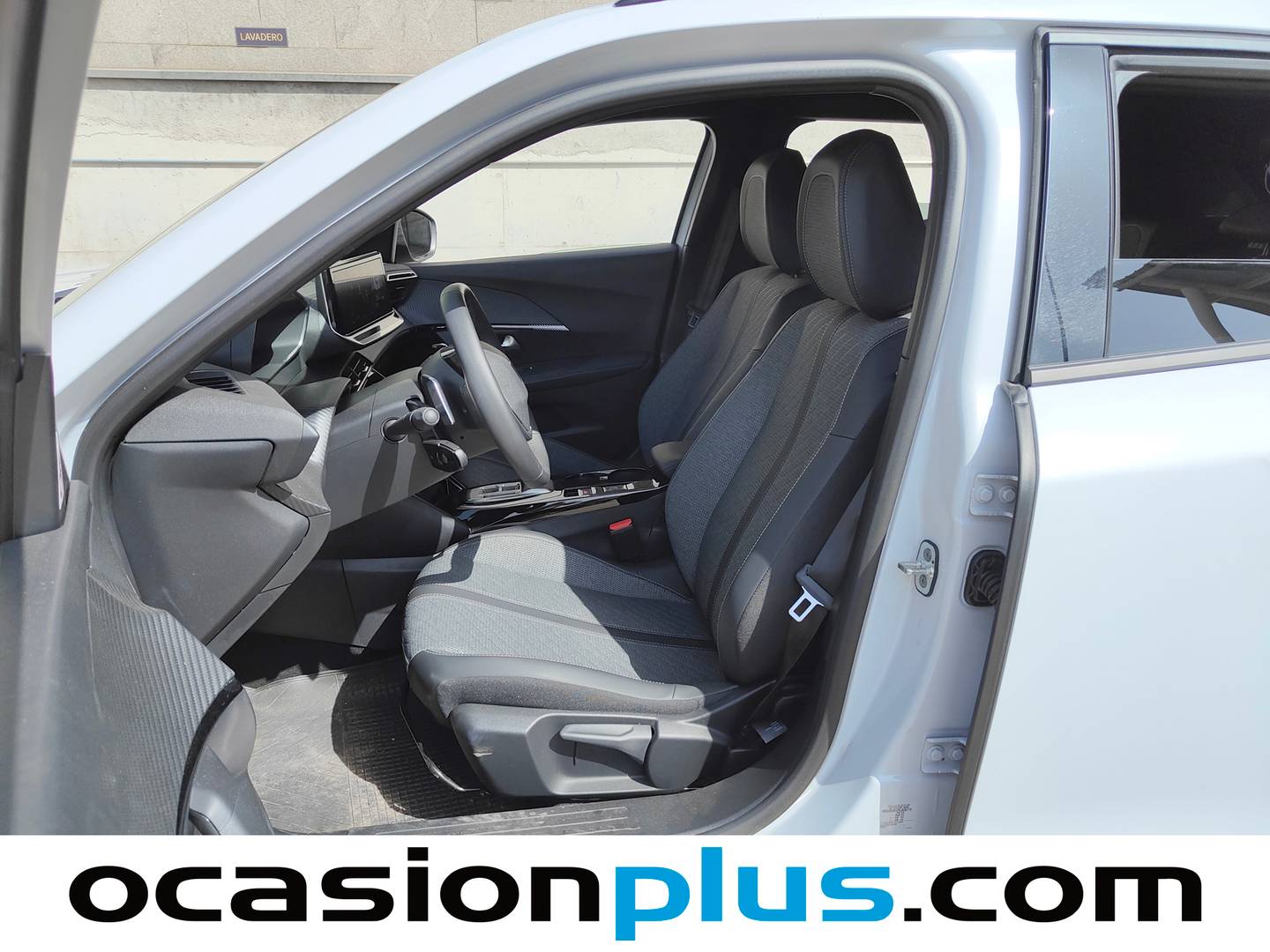 Peugeot 2008 Peugeot 2008 PureTech 130 S&S Allure EAT8 (130 CV) automático