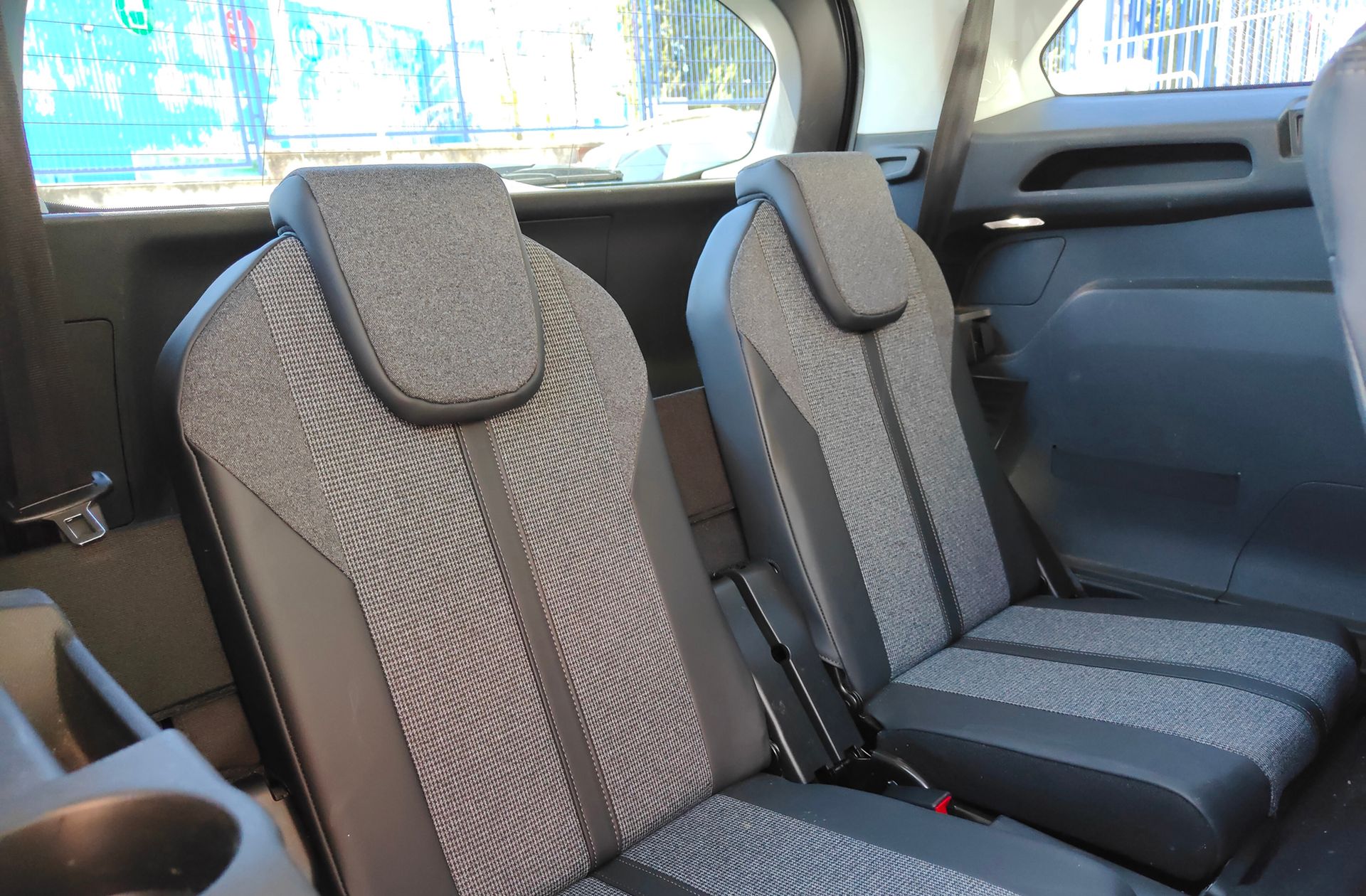 Peugeot 5008 BlueHDi 120 Allure EAT6 7 plazas - foto 17