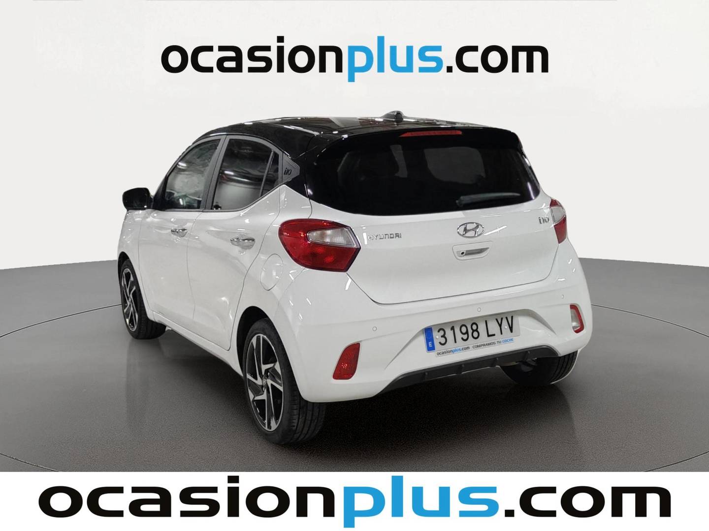 Foto trasera Hyundai i10 Hyundai i10 1.2 Tecno 2C (84 CV) izquierda