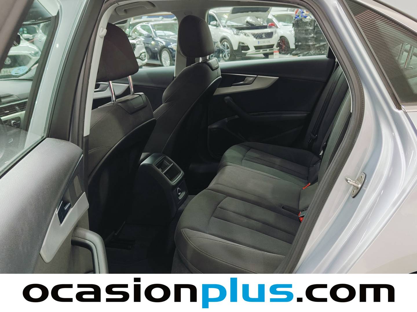 Foto asientos traseros Audi A4 Audi A4 S line edition 2.0 TDI (150 CV)