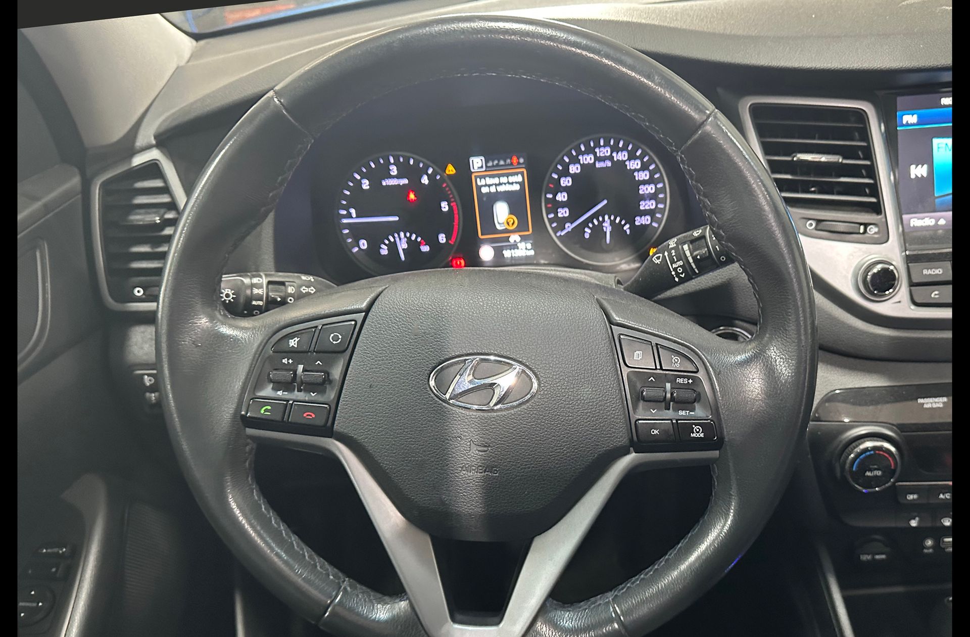 Hyundai Tucson 1.7 CRDi BlueDrive Tecno Sky 4x2 DCT - foto 21