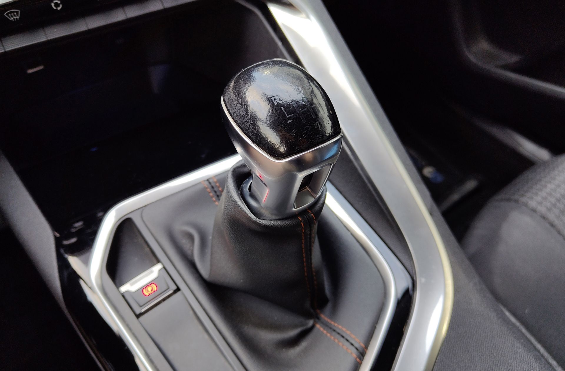 Peugeot 3008 BlueHDi 130 Active - foto 5
