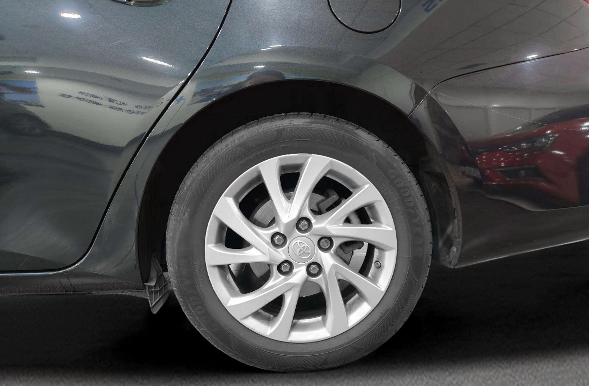 Toyota Auris 140H Touring Sports Active - foto 31