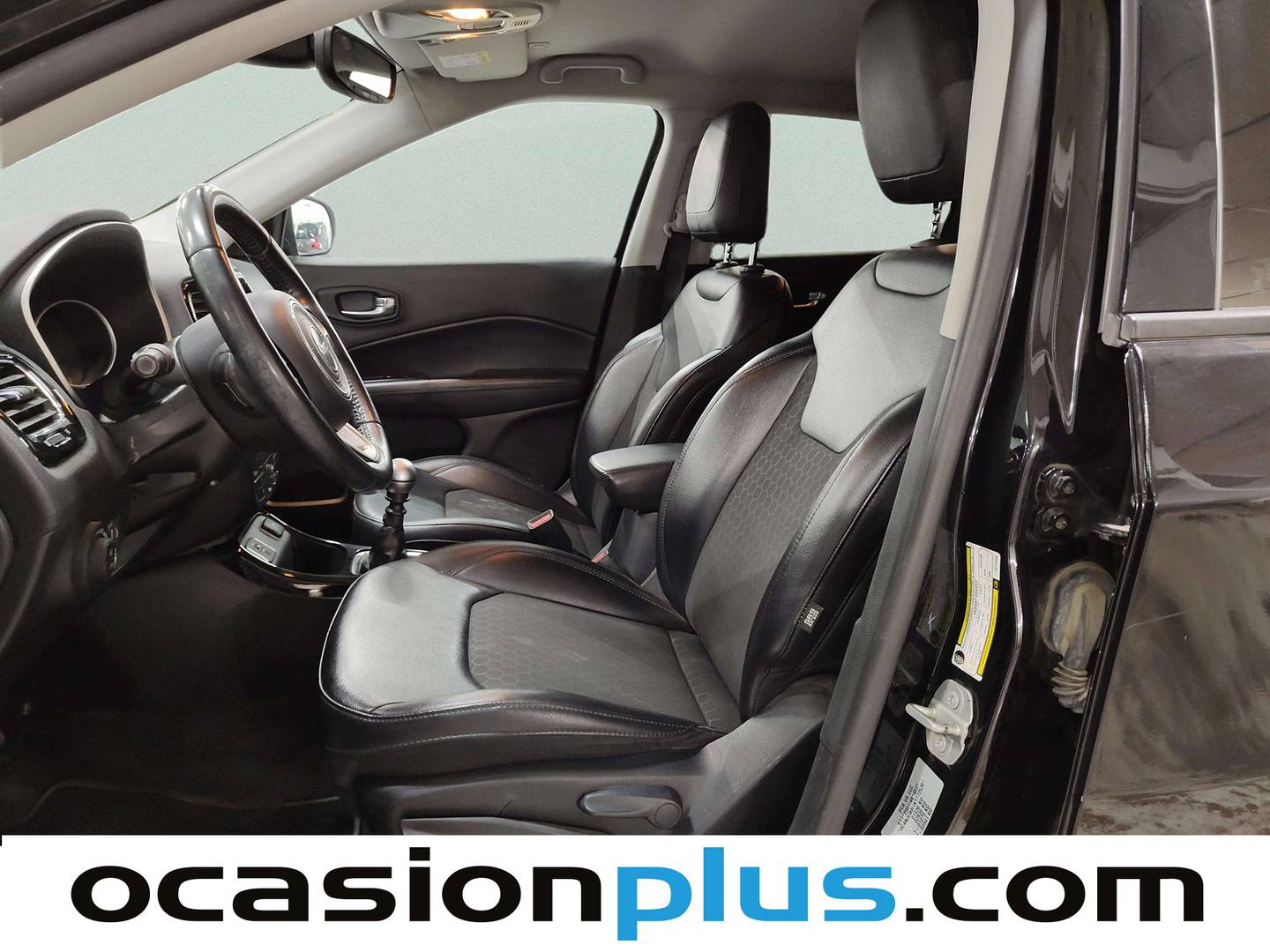 Foto asientos delanteros Jeep Compass Jeep Compass 1.4 Multiair Night Eagle 4x2 (140 CV)
