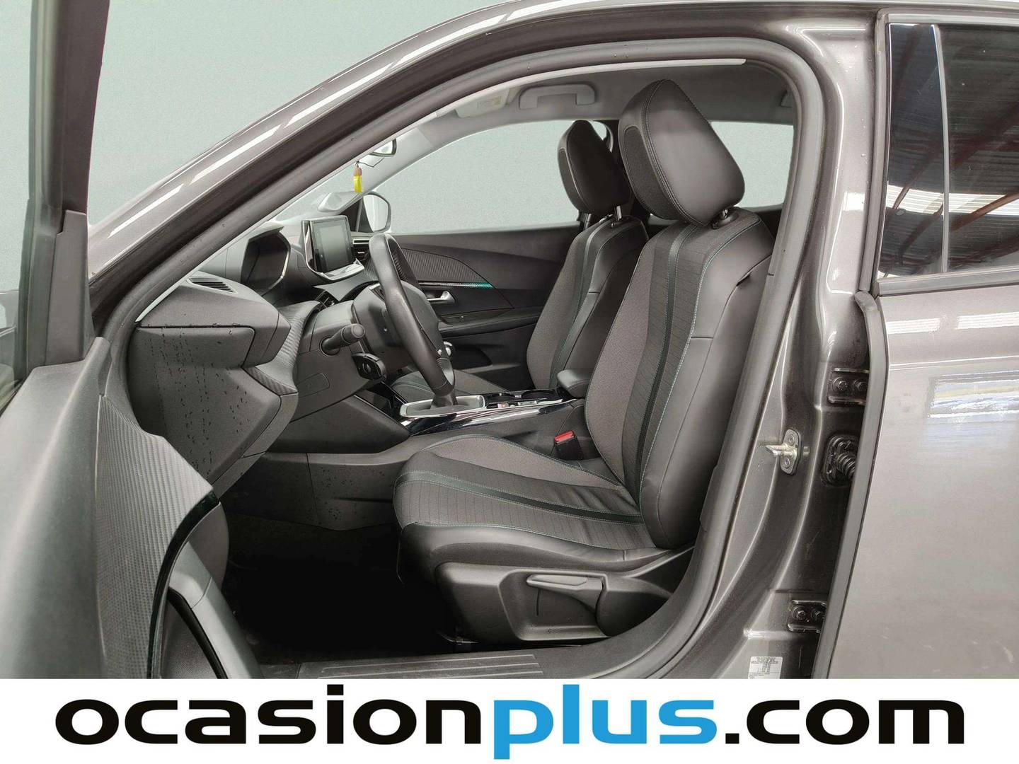 Foto asientos delanteros Peugeot 2008 Peugeot 2008 BlueHDi 110 Allure Pack (110 CV)