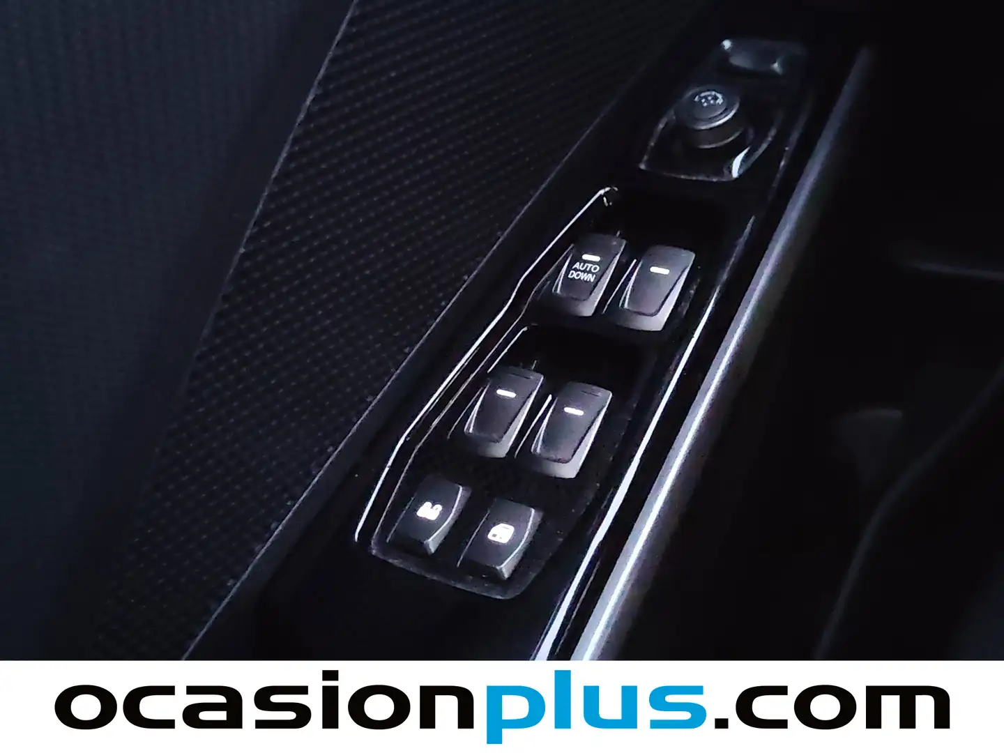 Foto SsangYong Tivoli Ssangyong Tivoli 1.2 G12T Premium (128 CV)