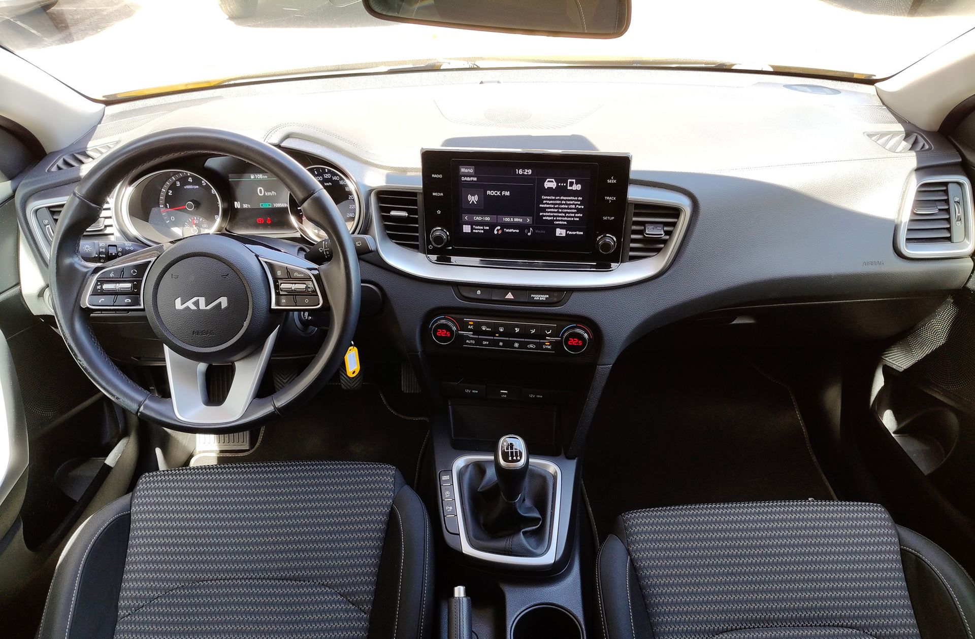 Kia XCeed 1.5 MHEV iMT Drive - foto 6