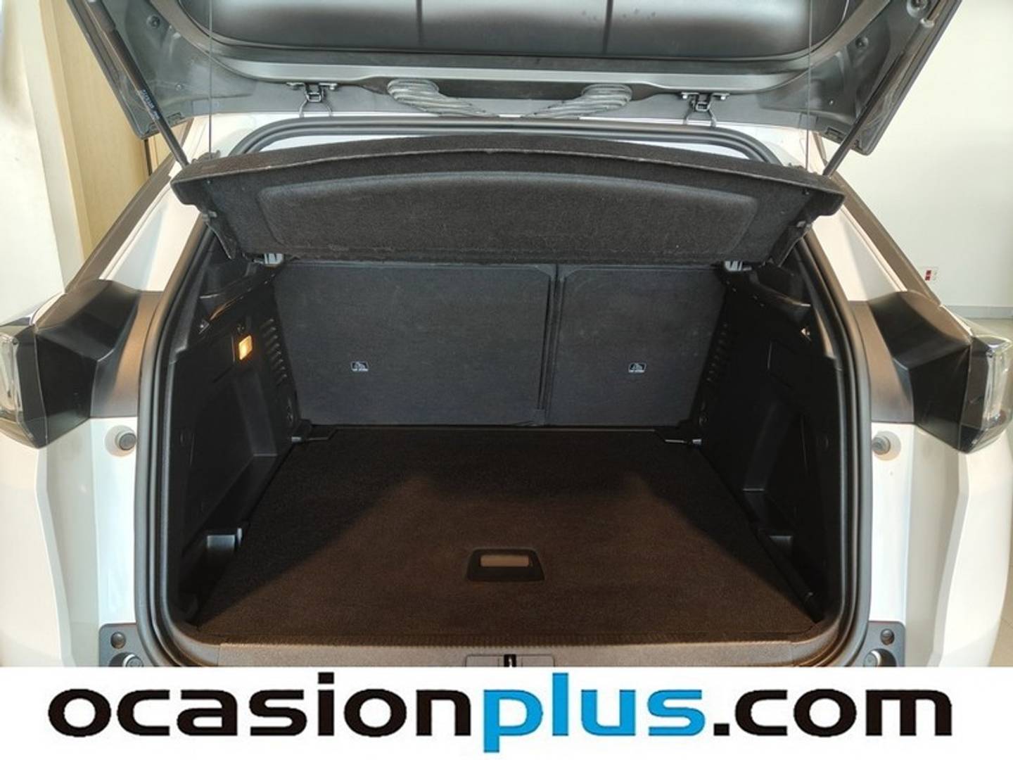 Foto Peugeot 3008 Peugeot 3008 PureTech 130 S&S Active (130 CV)