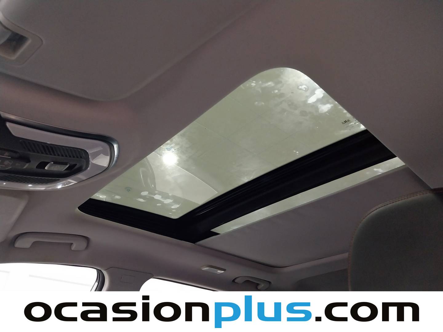 Extras y acabados del SWM G01 SWM G01 1.5T Luxury (131 CV)