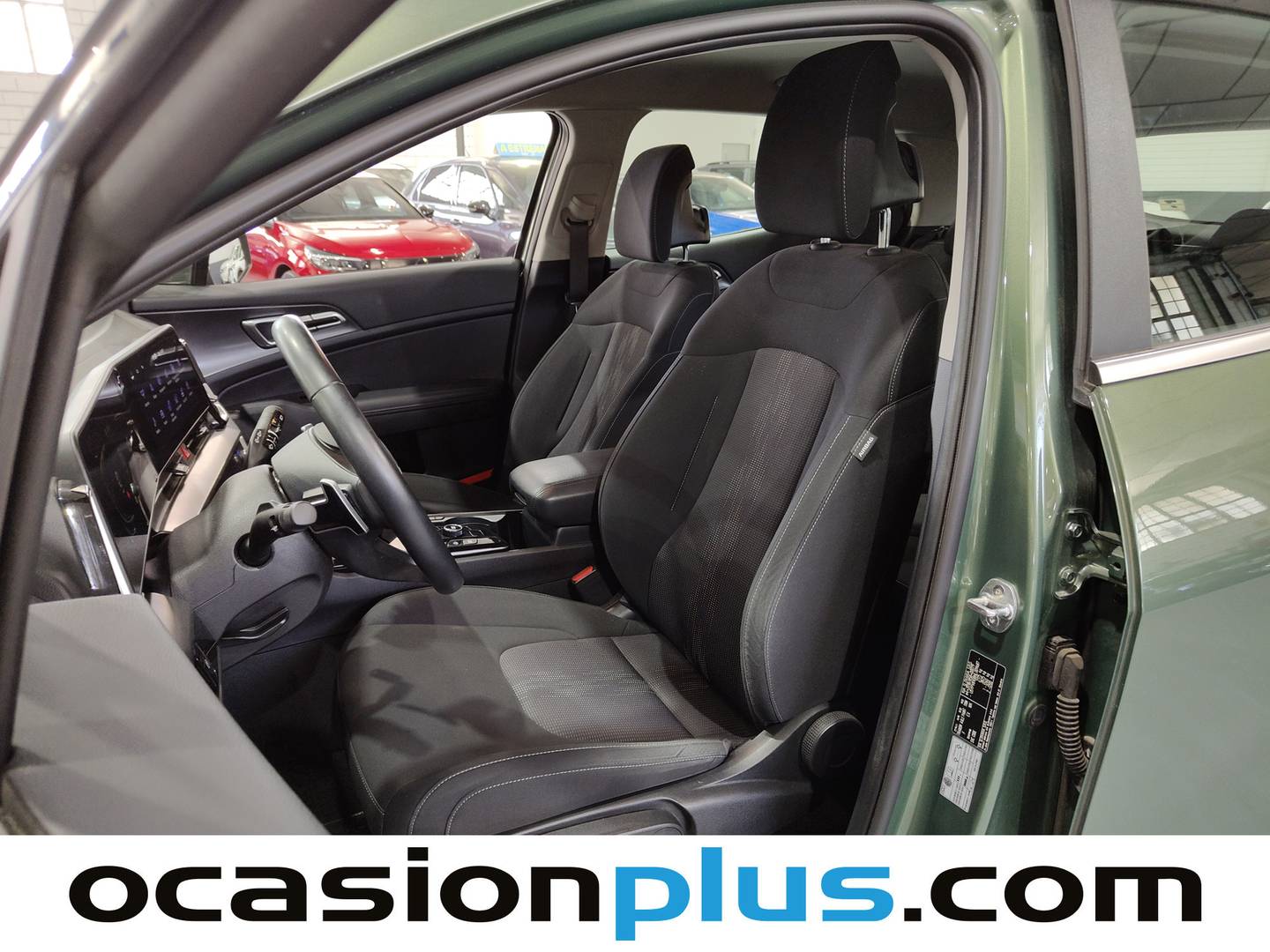 Foto asientos delanteros KIA Sportage KIA Sportage 1.6 T-GDi HEV Drive 4x2 (230 CV)