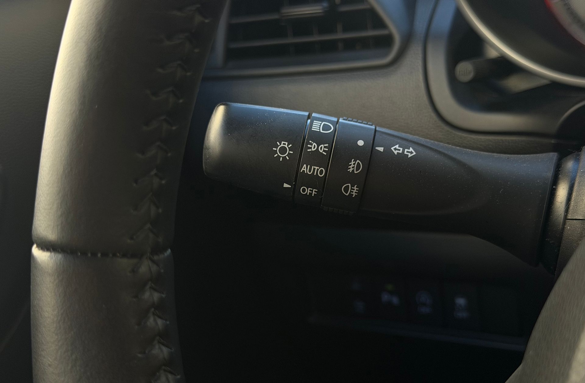 Suzuki Swift 1.2 GLE Mild Hybrid - foto 27
