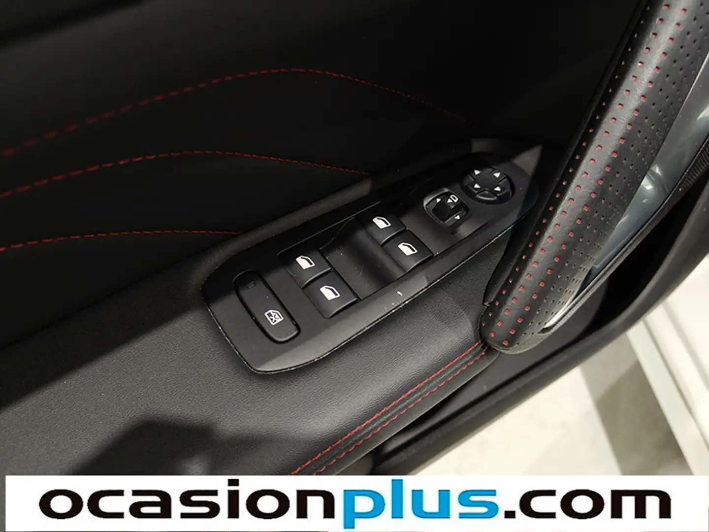 Foto Peugeot 308 Peugeot 308 PureTech 130 S&S GT Line (130 CV)