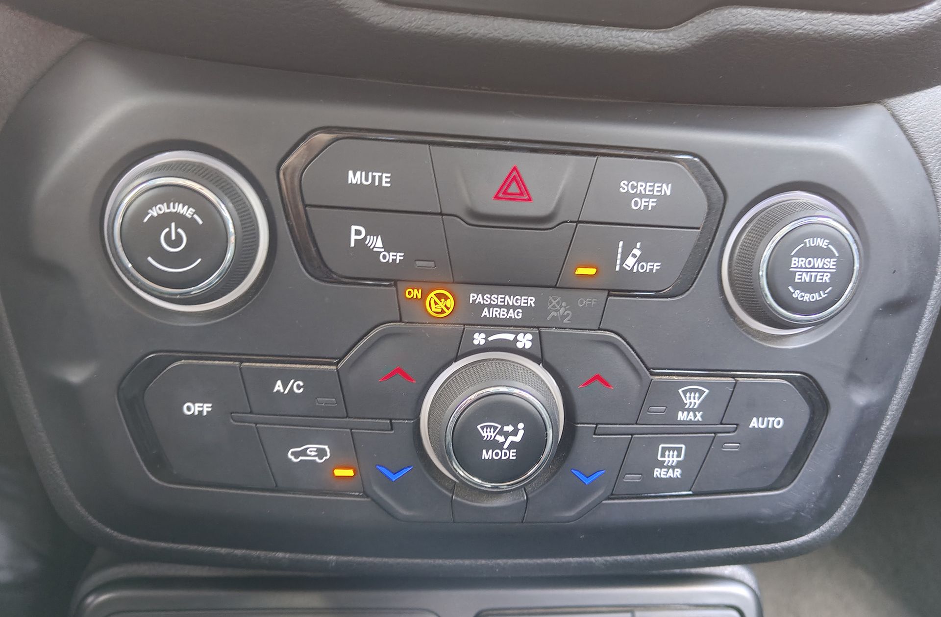 Jeep Renegade 1.0G Limited 4x2 - foto 23