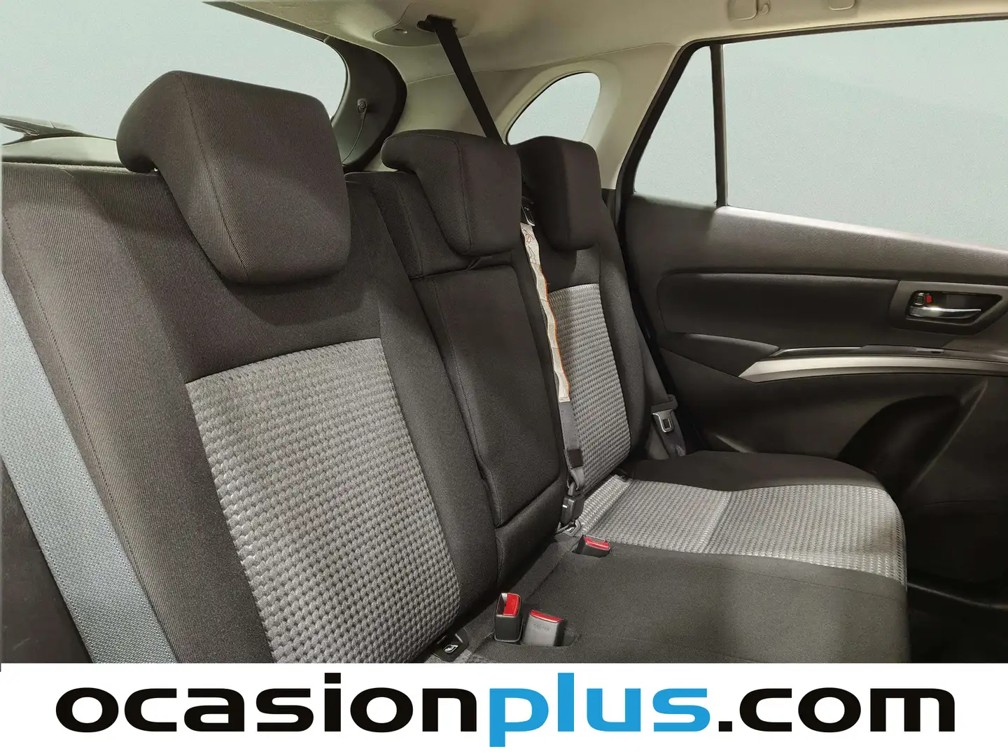 Foto Suzuki S-Cross Suzuki S-Cross 1.4T Mild Hybrid S2 4WD (129 CV)