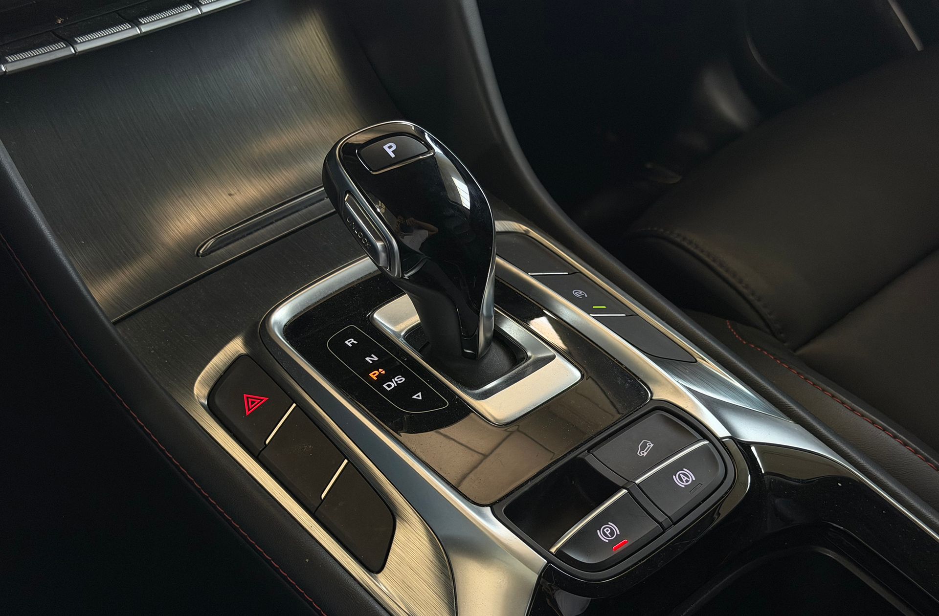 MG HS 1.5 Turbo GDI Comfort DCT - foto 5