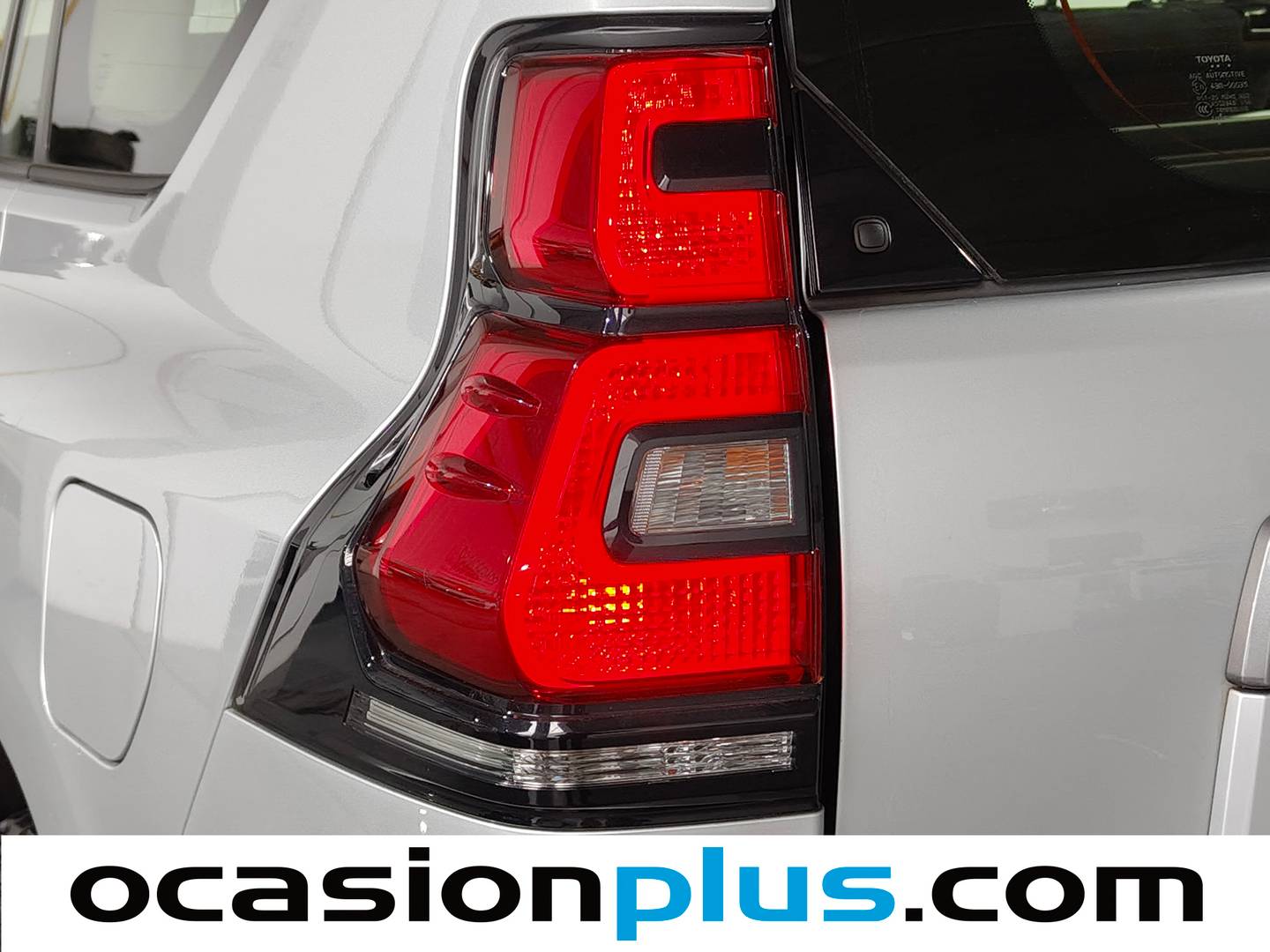 Toyota Land Cruiser Toyota Land Cruiser 2.8 D-4D VX Auto (204 CV) 7 Plazas diésel