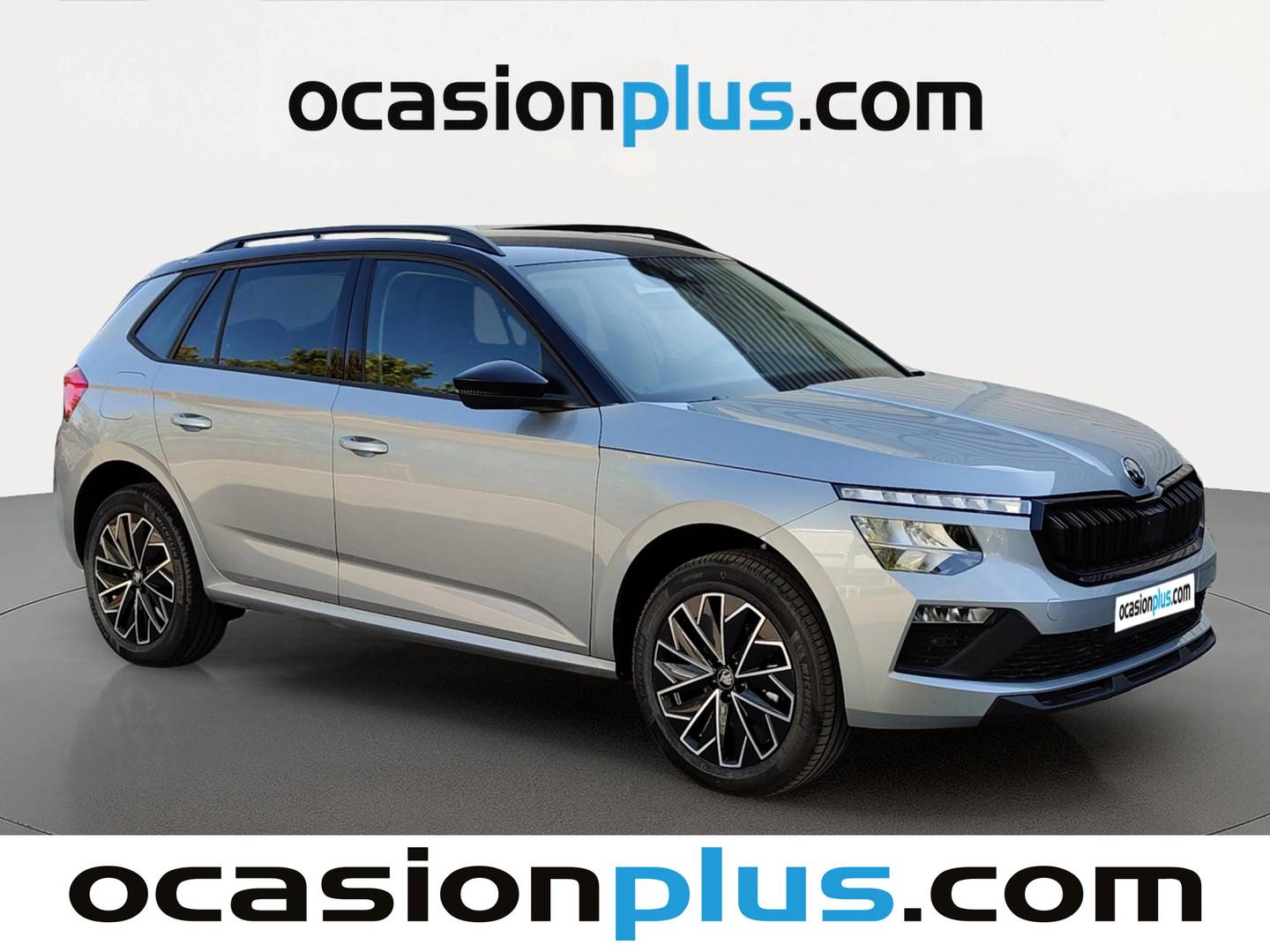 Foto delantera Skoda Kamiq Skoda Kamiq 1.0 TSI Selection DSG (115 CV) derecha