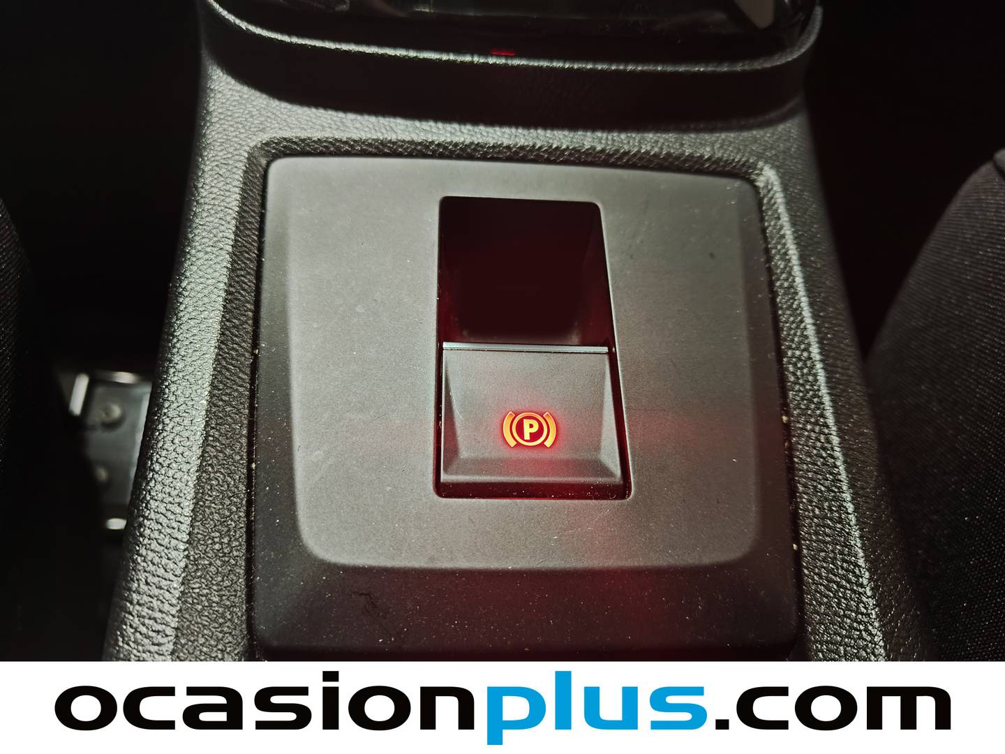 Extras del Citroën C3 Aircross Citroën C3 Aircross Hybrid 145 Plus e-DCS6 (145 CV)