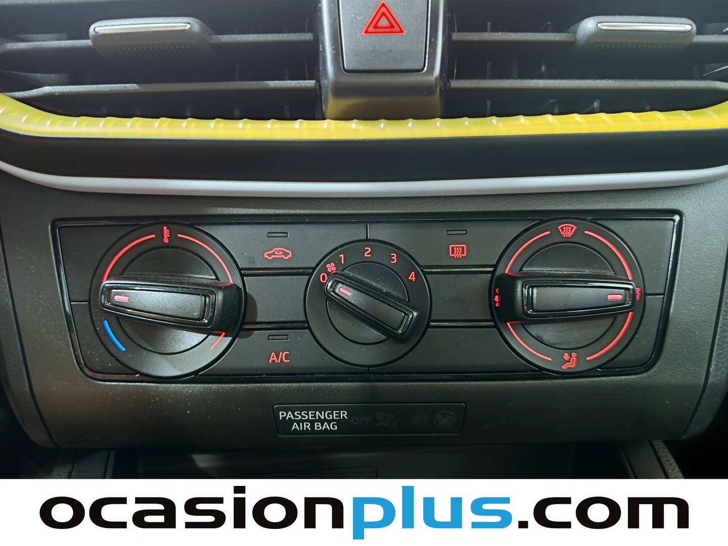 Extras del Seat Ibiza Seat Ibiza 1.0 MPI S&S Ibiza+ (80 CV)
