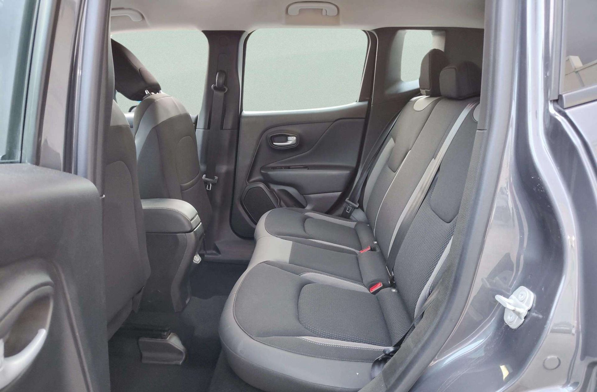 Jeep Renegade 1.0G Limited 4x2 - foto 12