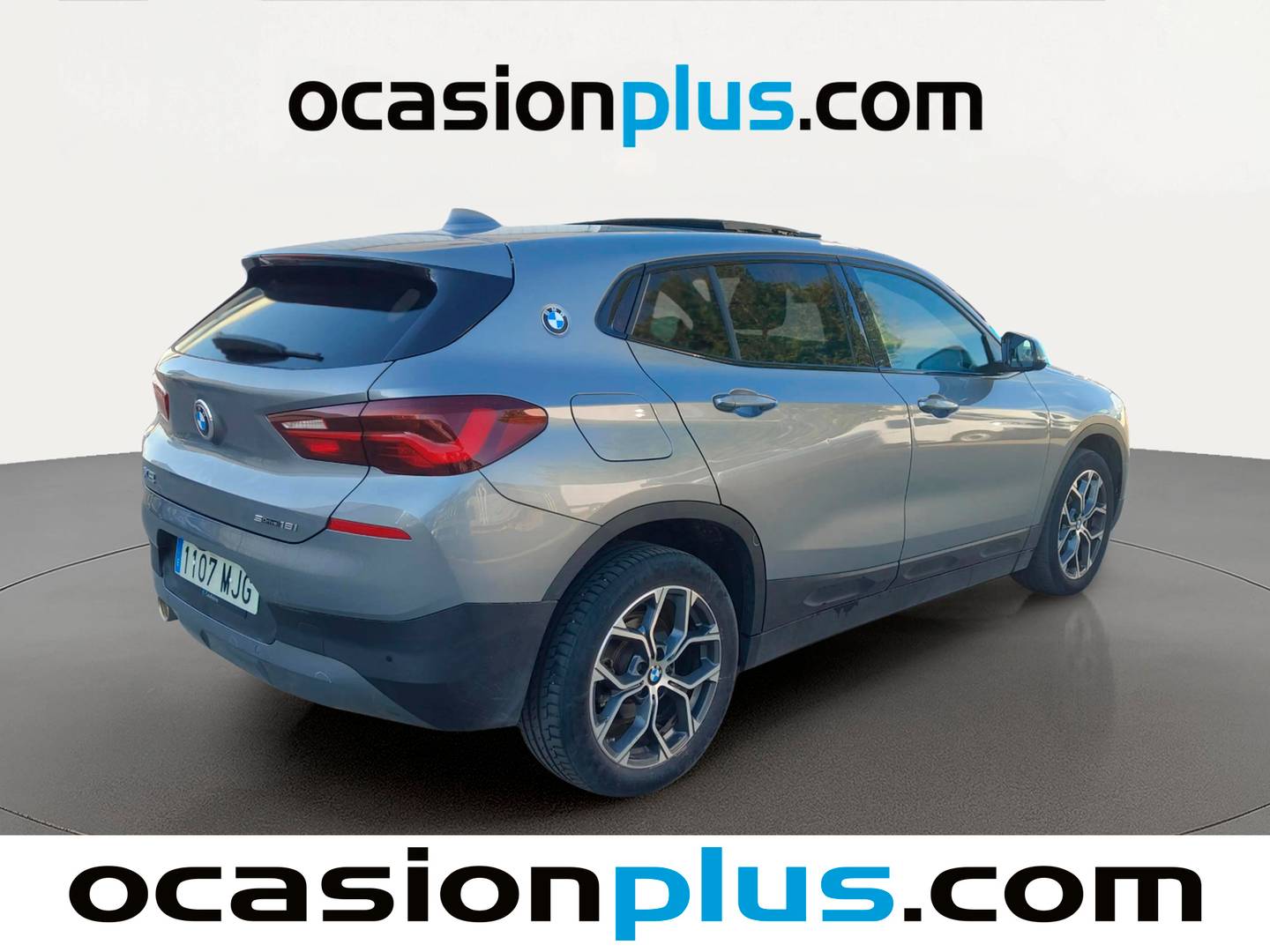 Foto trasera BMW X2 BMW X2 sDrive18i (136 CV) derecha