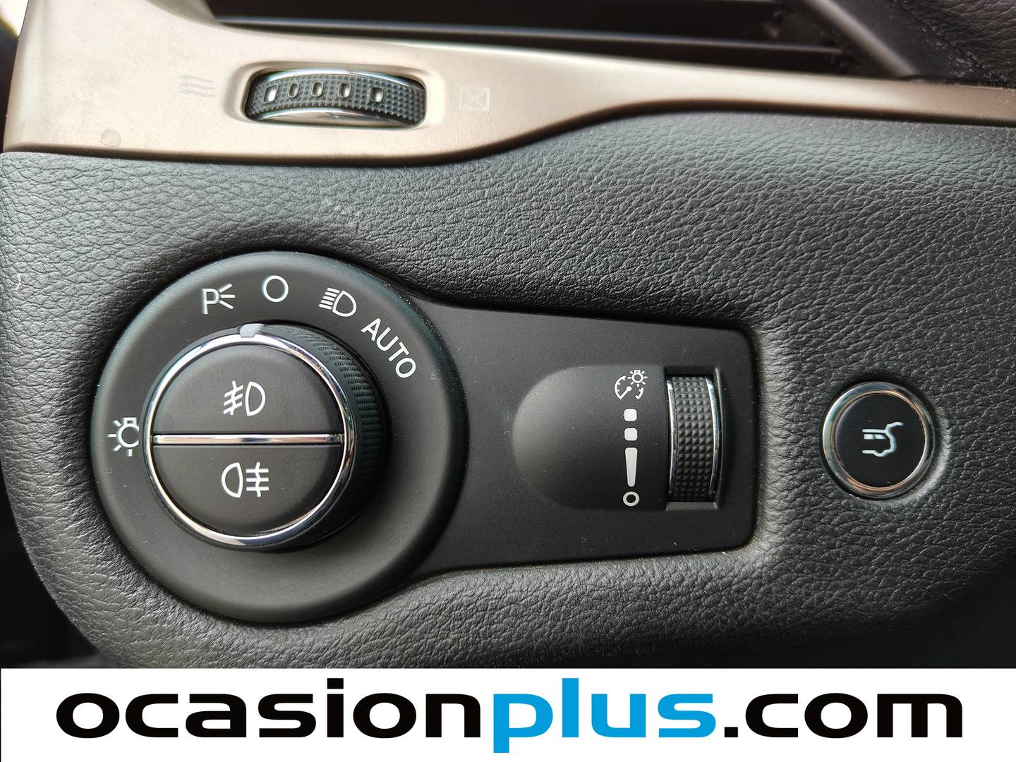 Foto Jeep Cherokee Jeep Cherokee 2.2D Night Eagle 4x4 ADI Aut. (200 CV)