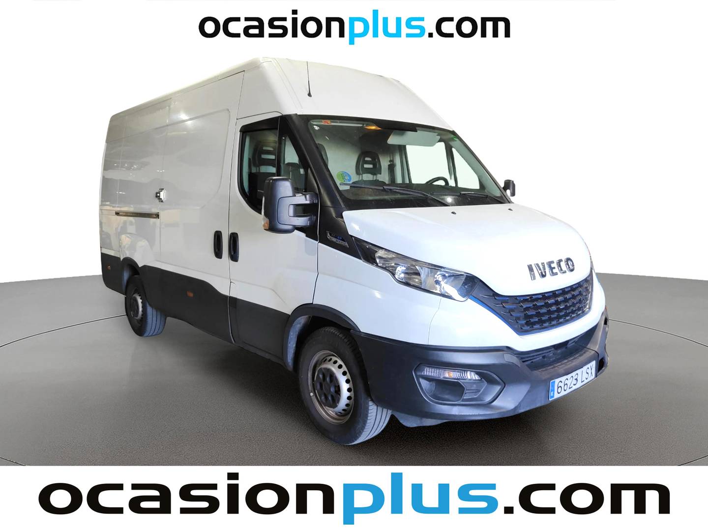 Foto delantera Iveco Daily Iveco Daily Furgón GNC 35S 14N 3520/H2 (136 CV) derecha