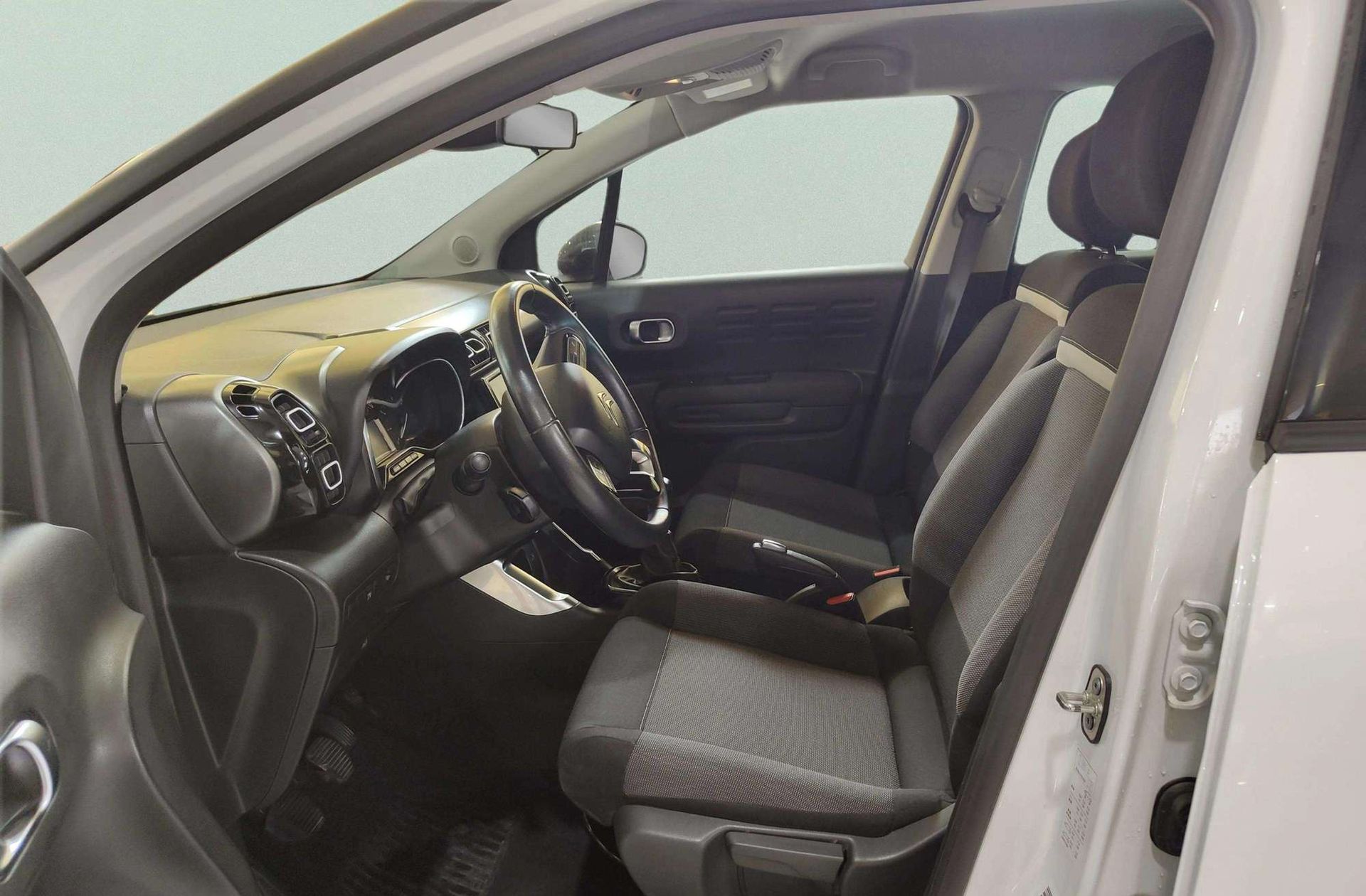 Citroën C3 Aircross PureTech 110 Plus - foto 9