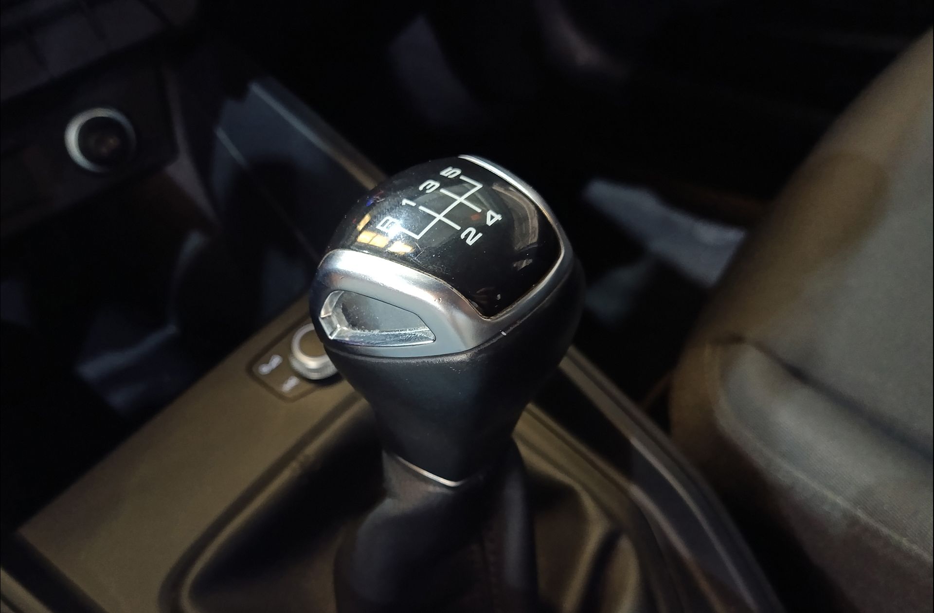 Audi A1 Sportback Advanced 25 TFSI - foto 5