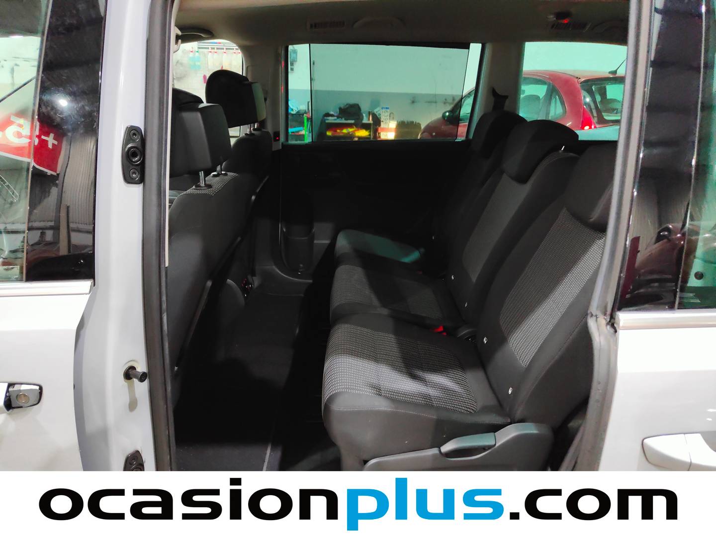 Foto asientos traseros Seat Alhambra SEAT Alhambra 2.0 TDI CR Ecomotive S&S Style Travel Editon (150 CV) 7 PLAZAS